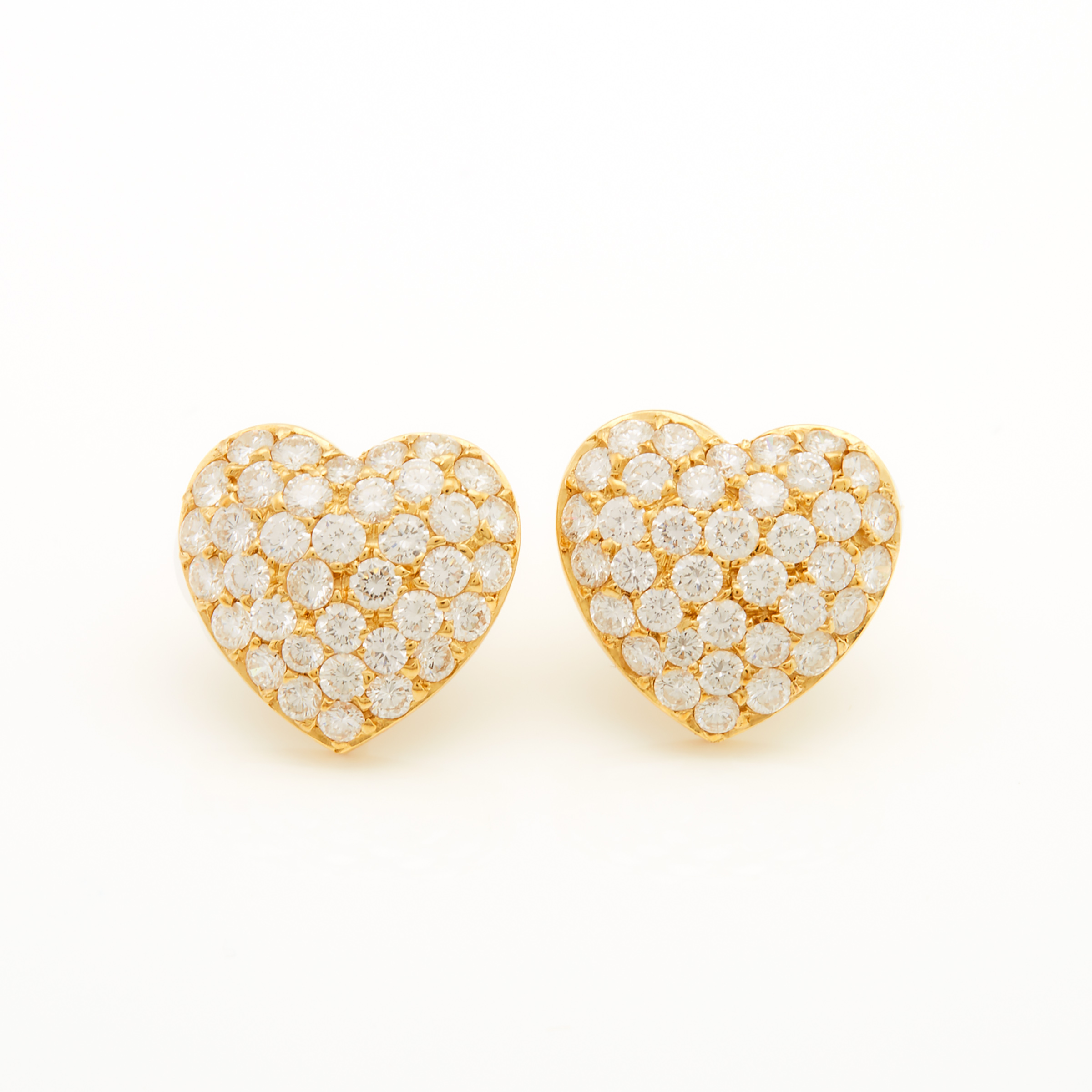 Pair Of 18k Yellow Gold Heart-Shaped Button Earrings 