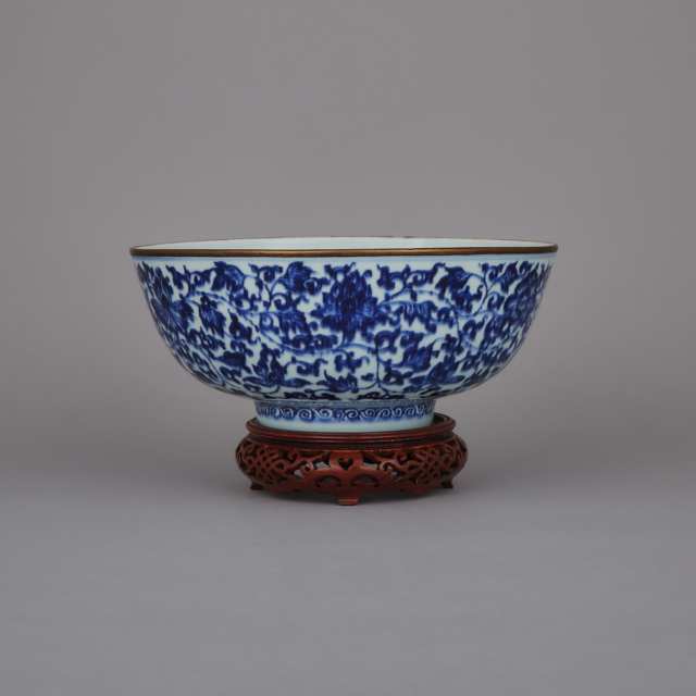 A Blue and White Punch Bowl, 17th/18th Century