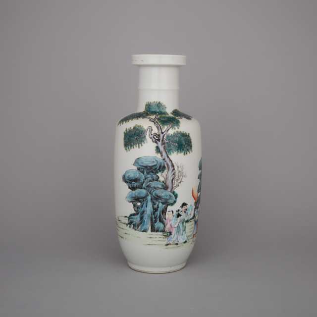 An ‘Eight Immortals’ Rouleau Vase, Late 19th/Early 20th Century