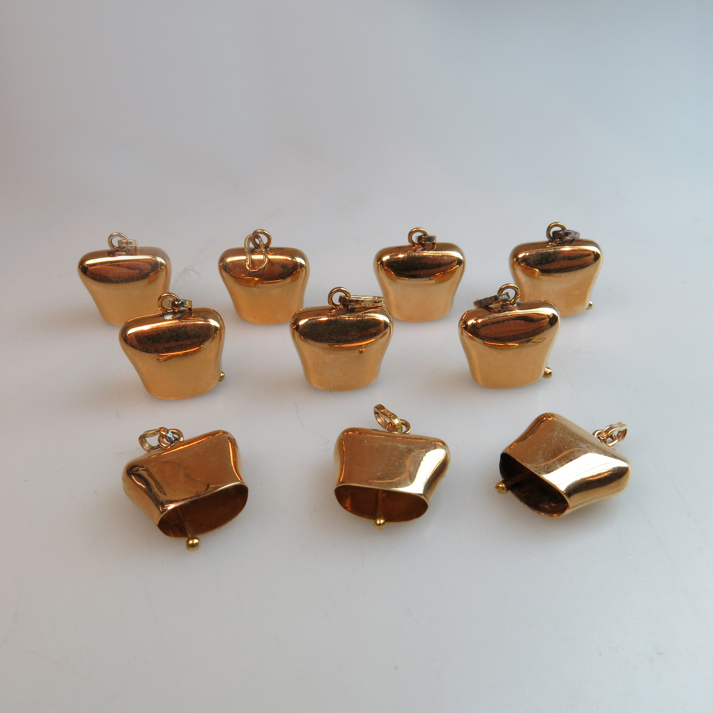 10 x 18k Yellow Gold Cow Bell Charms