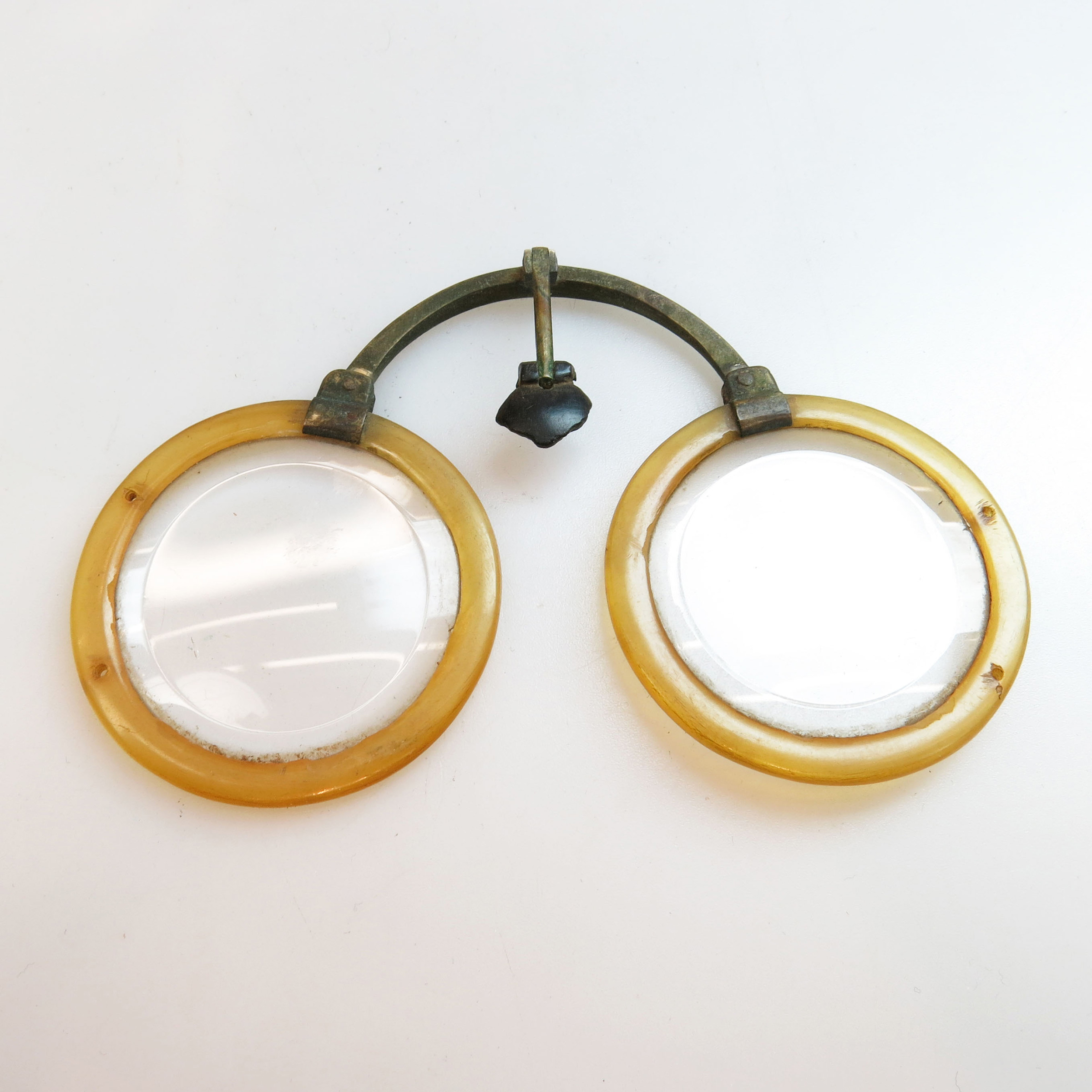 Pair Of 18th Century Chinese Baitong And Horn Spectacles