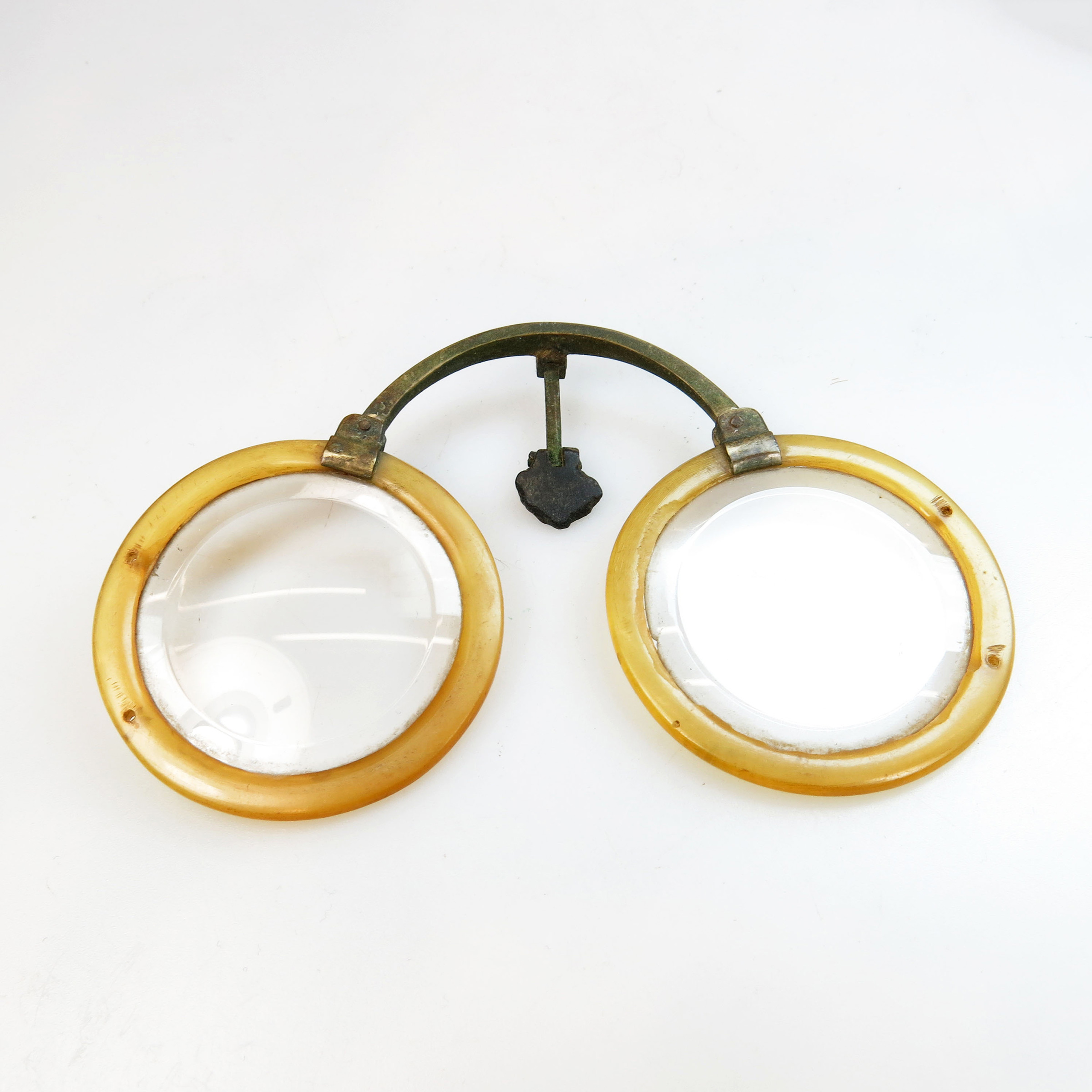 Pair Of 18th Century Chinese Baitong And Horn Spectacles