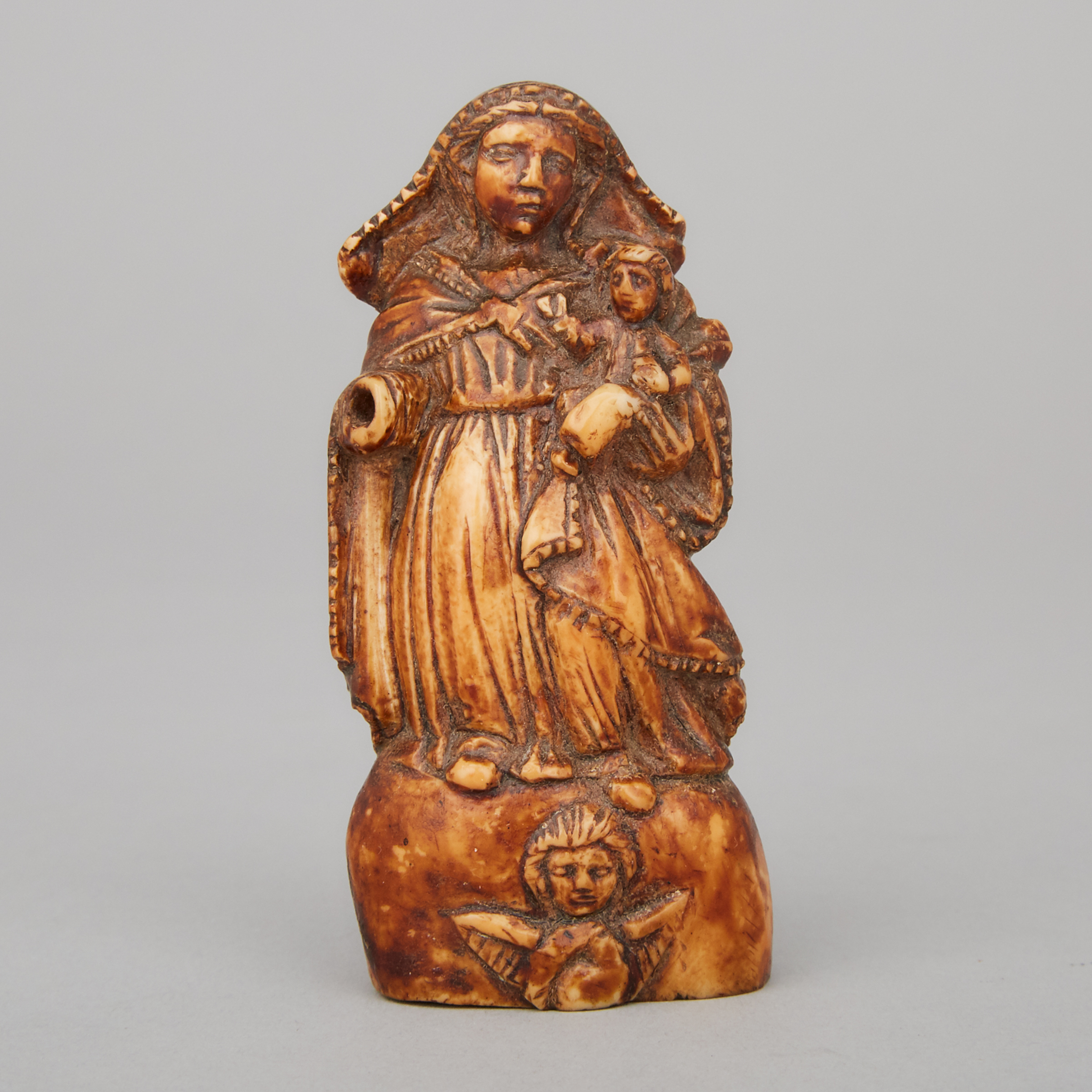 Continental Marine Ivory Group of the Virgin and Child, 16th/17th century