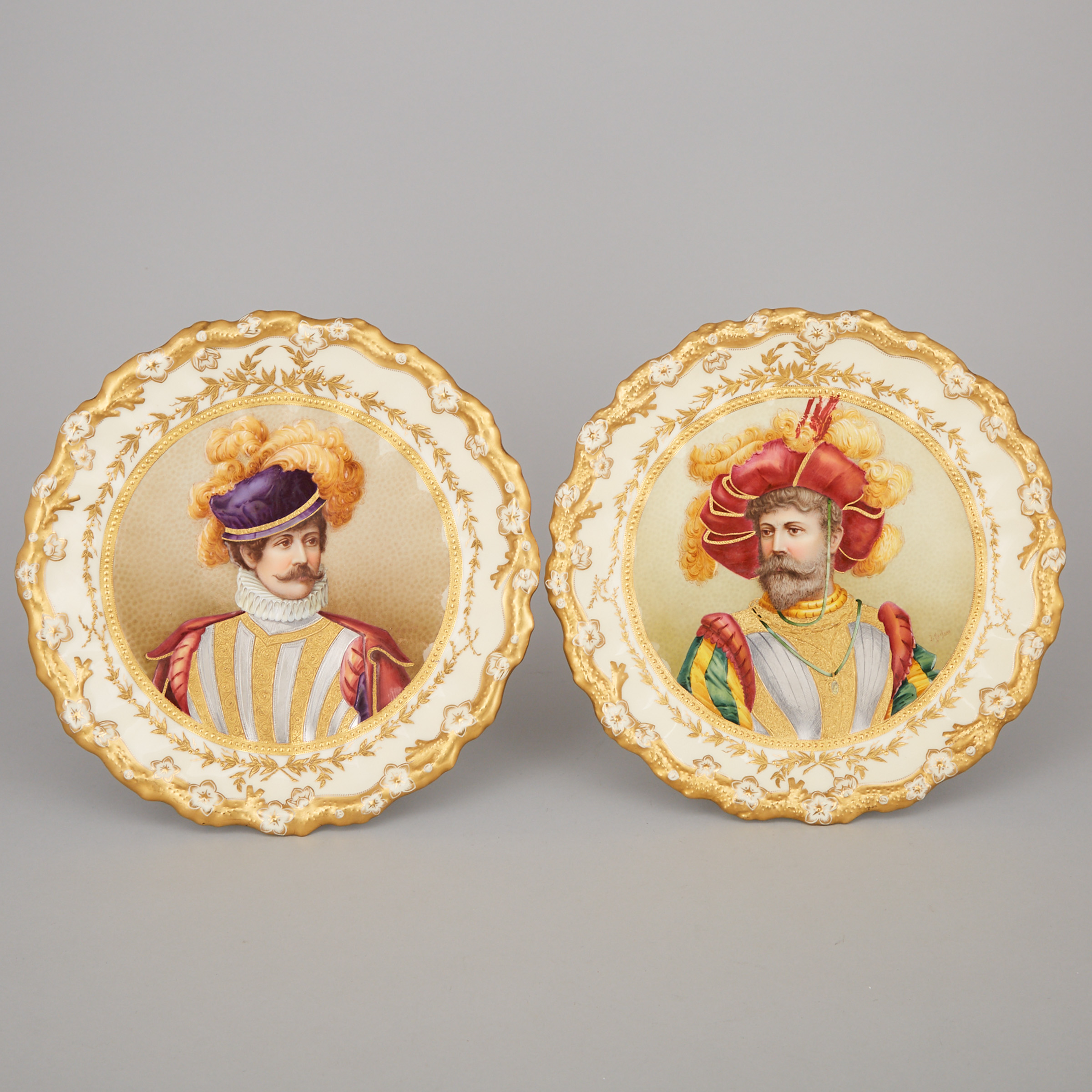 Pair of Coalport Portrait Plates of Courtiers of Henry VIII and Queen Elizabeth, Tom Keeling, early 20th century