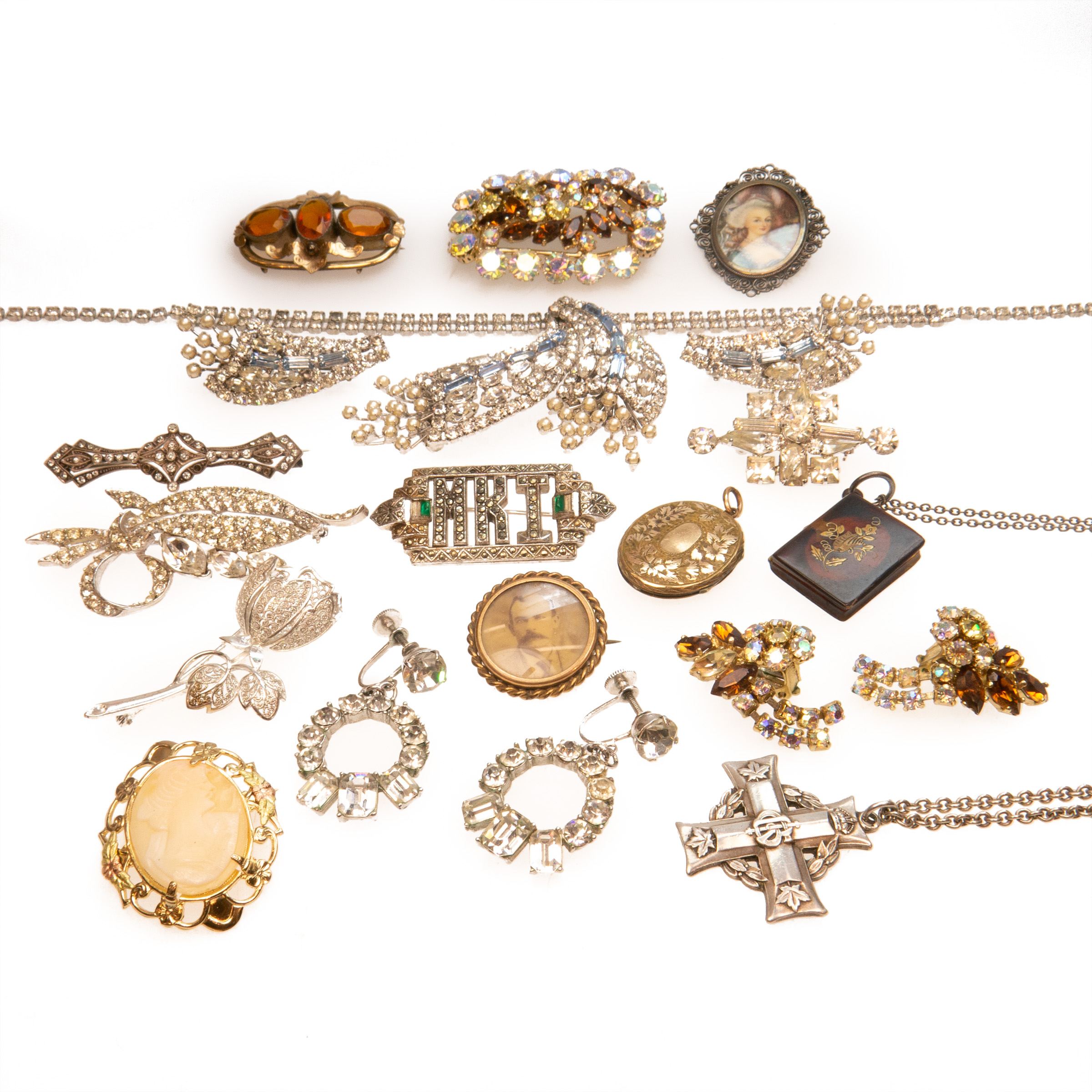 Quantity Of Various Jewellery, Medals, Etc.
