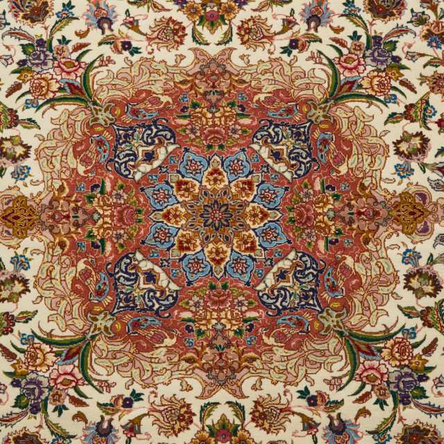 Wool and Silk Tabriz Carpet, Persian, late 20th century