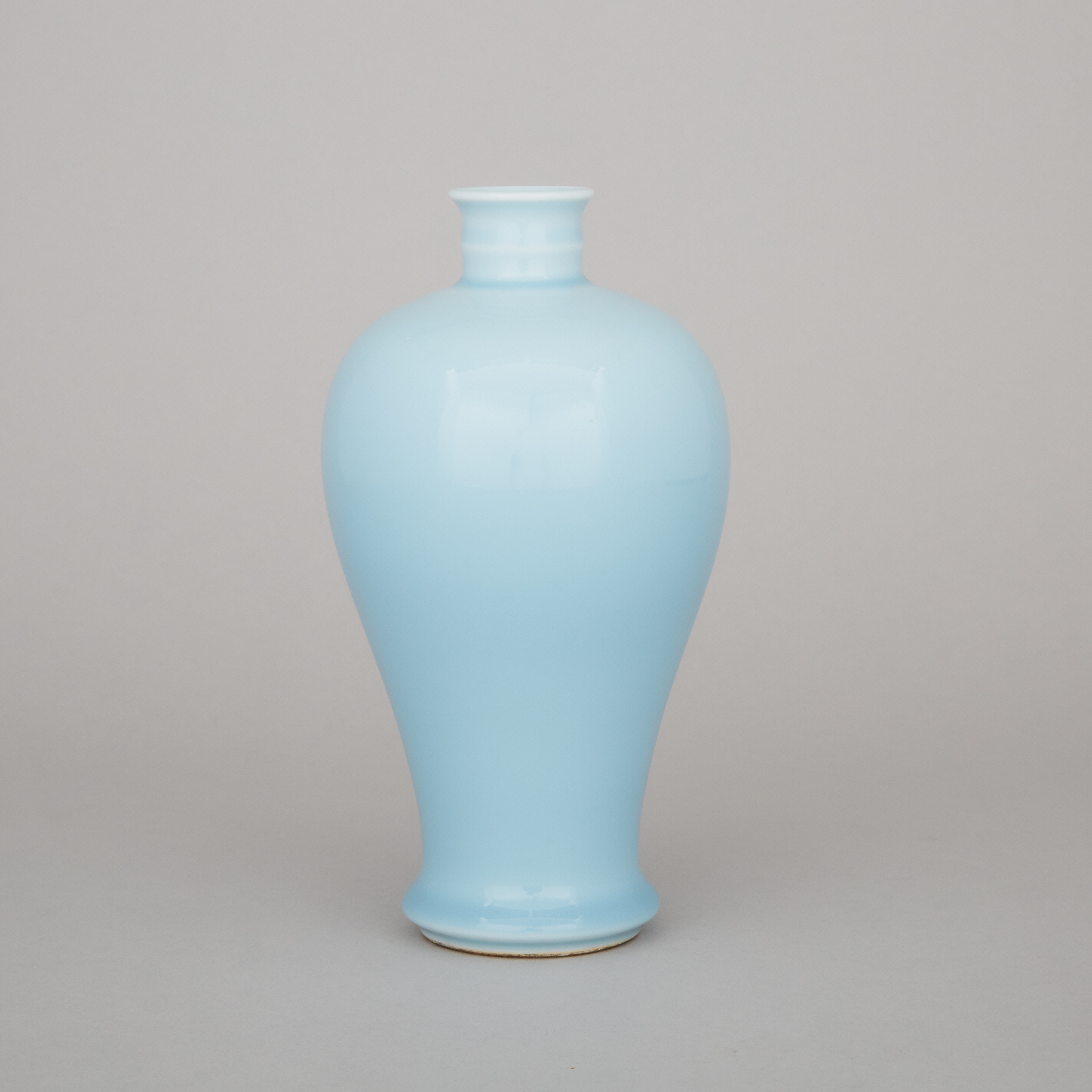 A Clair-de-Lune Glazed Meiping Vase