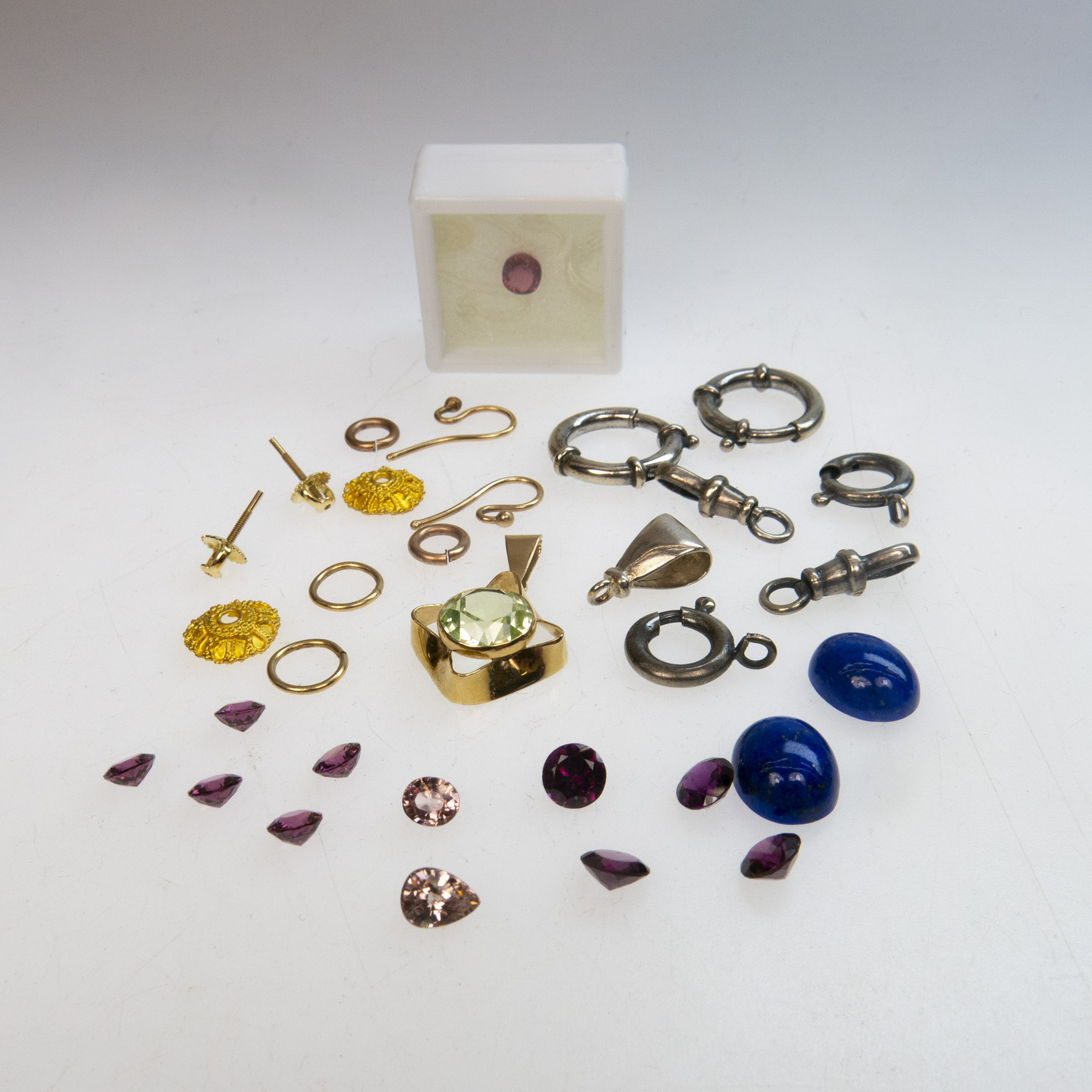 Quantity Of Gold, Silver, and Loose Gemstones