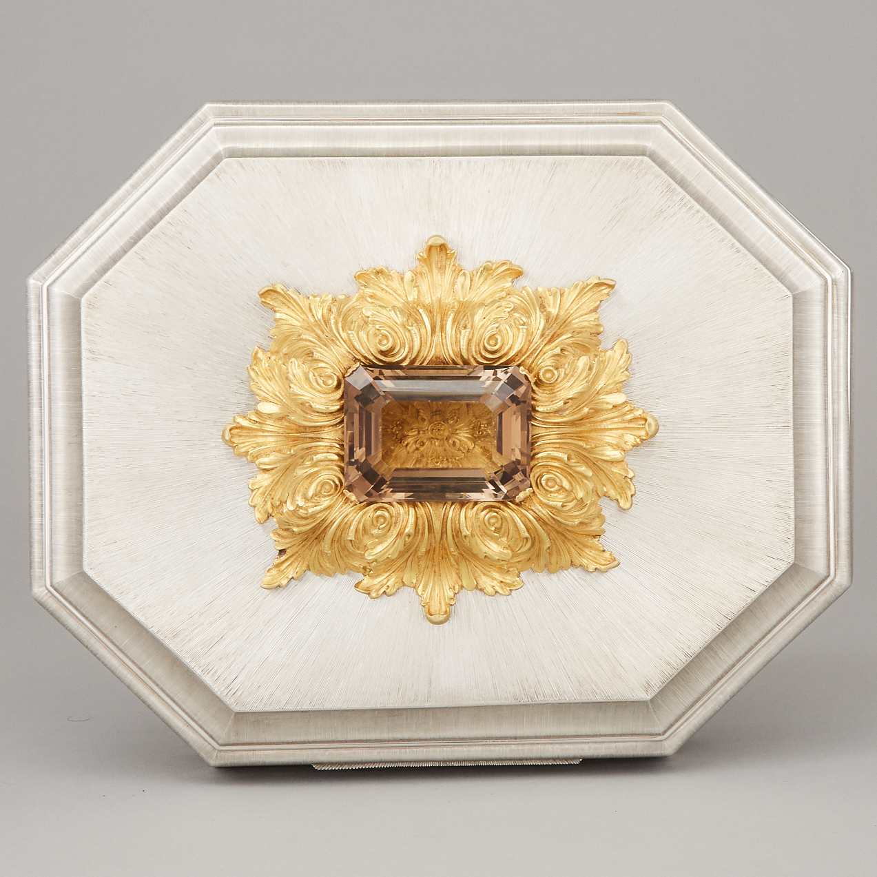 Italian Silver, Yellow Gold and Smokey Quartz Mounted Octagonal Box, Mario Buccellati, Milan, 20th century