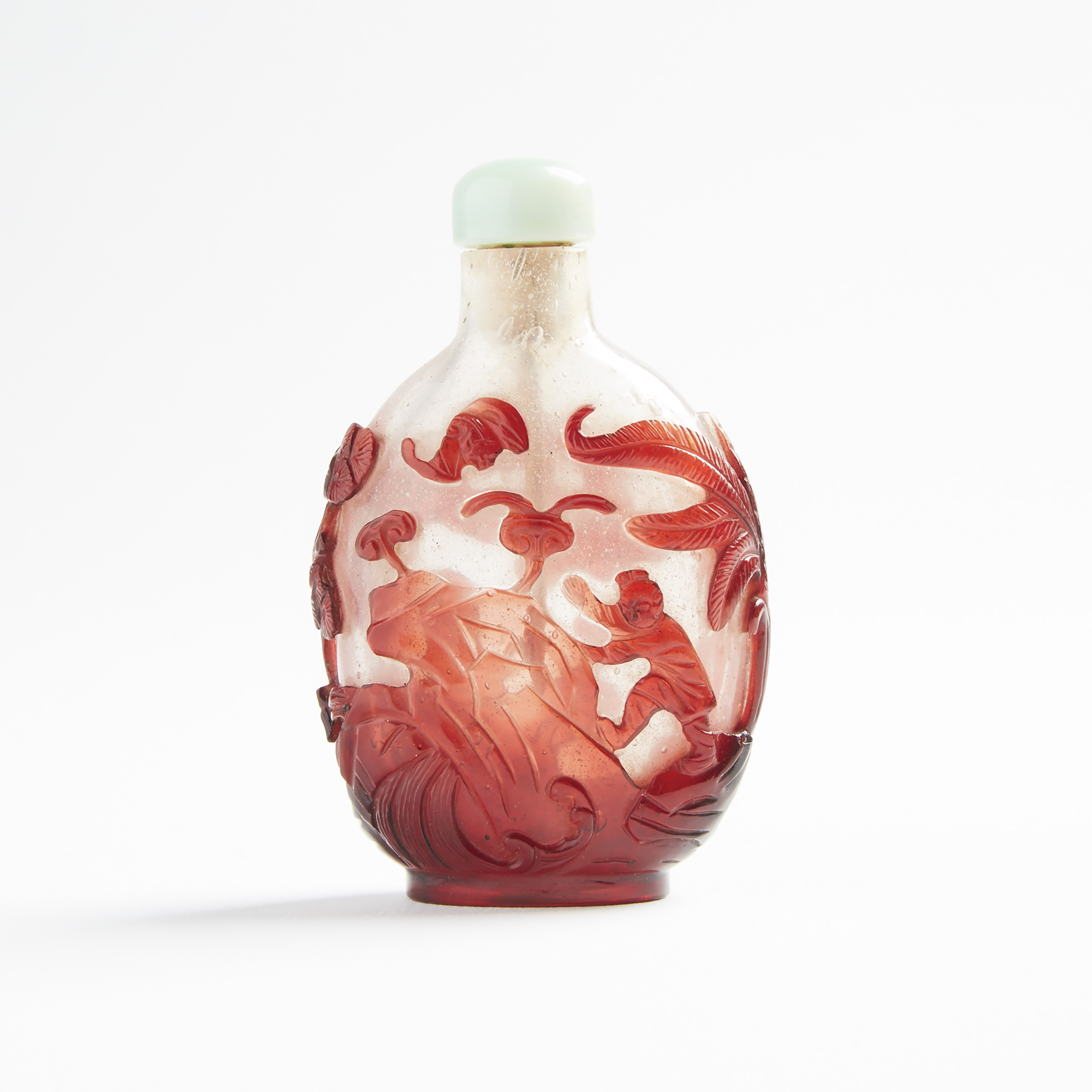 A Red Overlay 'Bat and Lingzhi' Glass Snuff Bottle, 19th Century