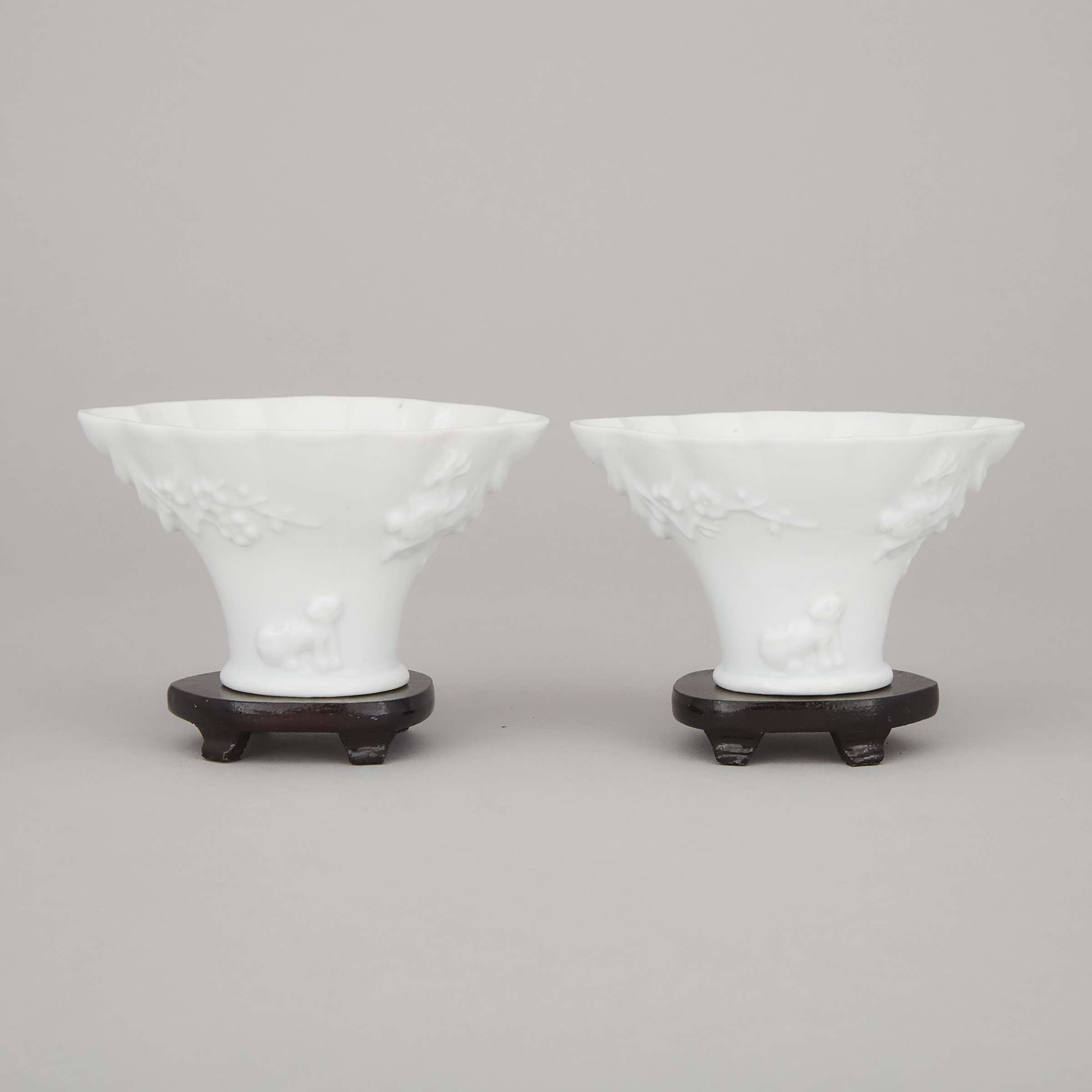 A Pair of Dehua Libation Cups, 17th/18th Century