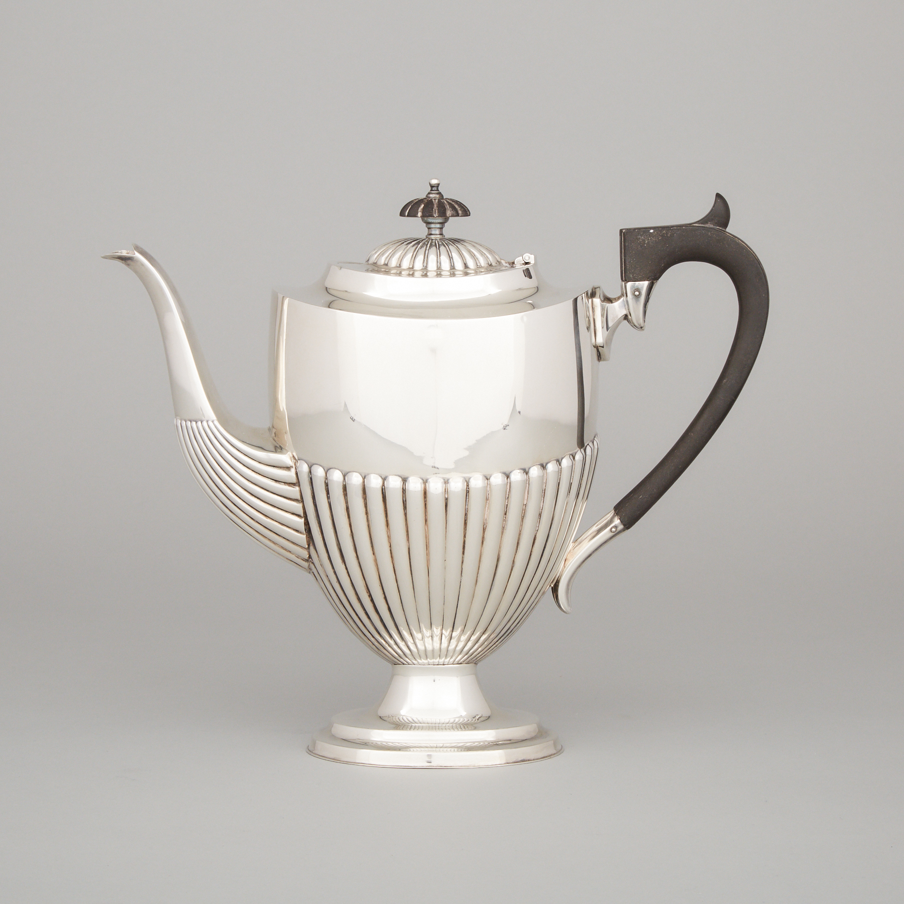 English Silver Coffee Pot, Barker Brothers (Herbert & Frank Barker), Chester, 1921