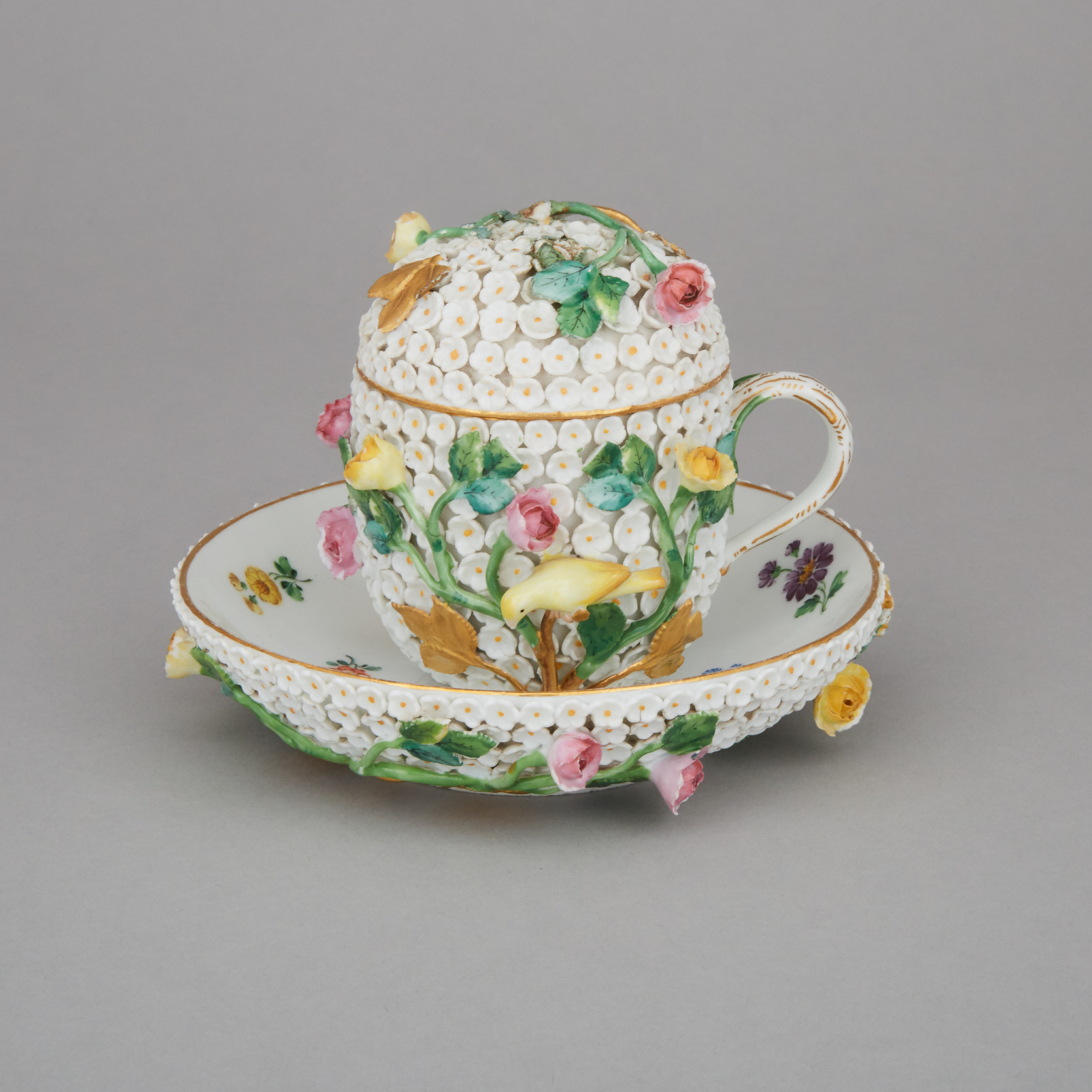 Meissen Schneeballen Covered Cup and Saucer, late 19th century
