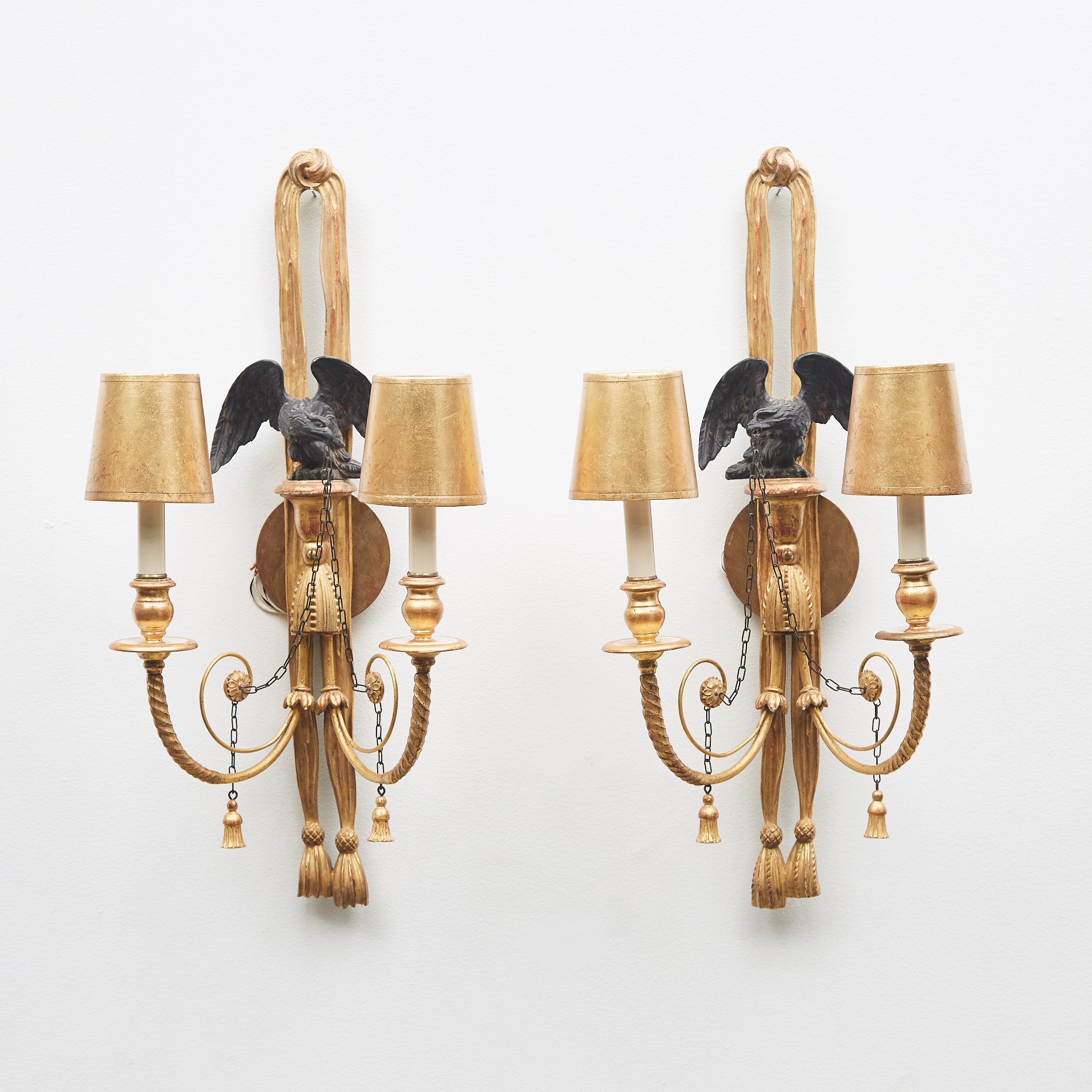 Pair of Federal Style Gilt and Ebonized Wood Wall Sconces, 20th century