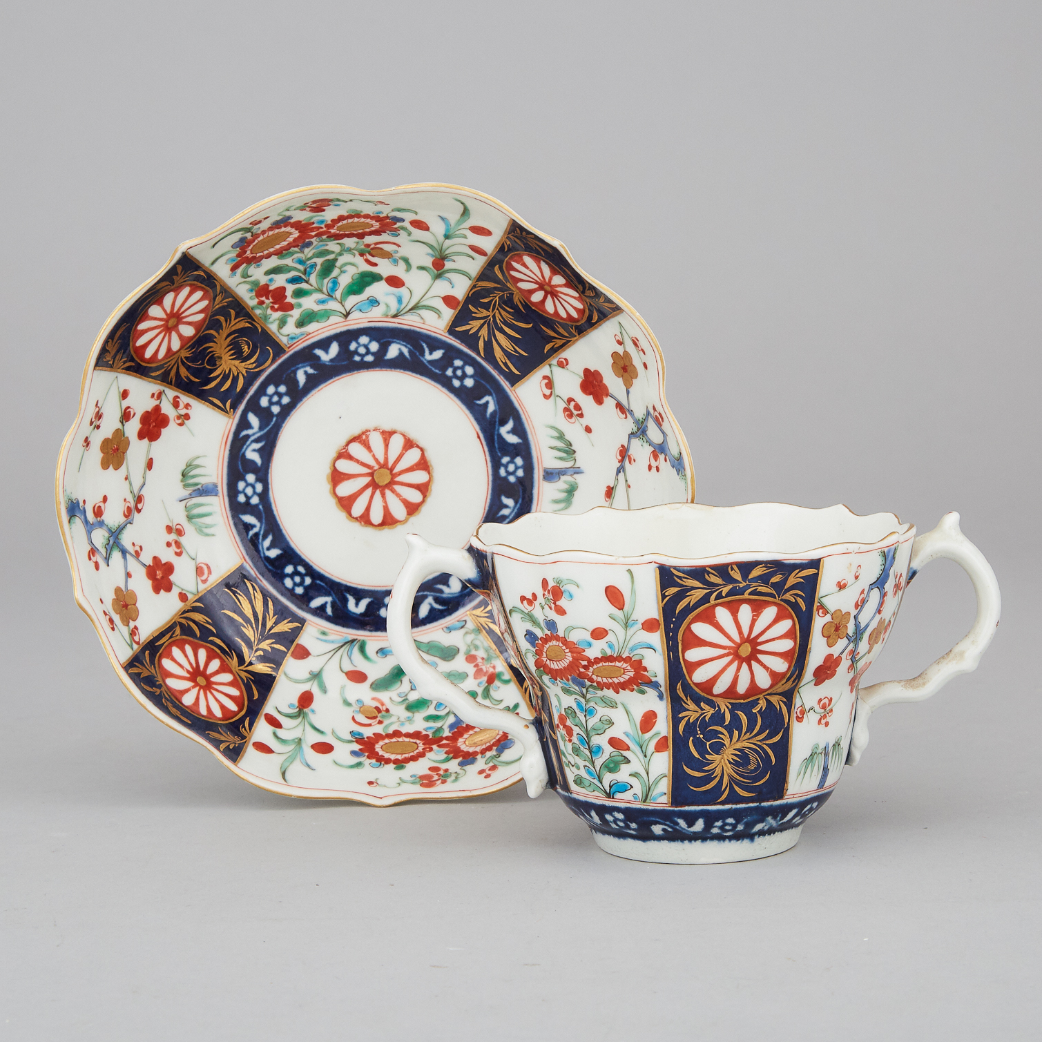Worcester Queen's Pattern Caudle Cup and Saucer, c.1770