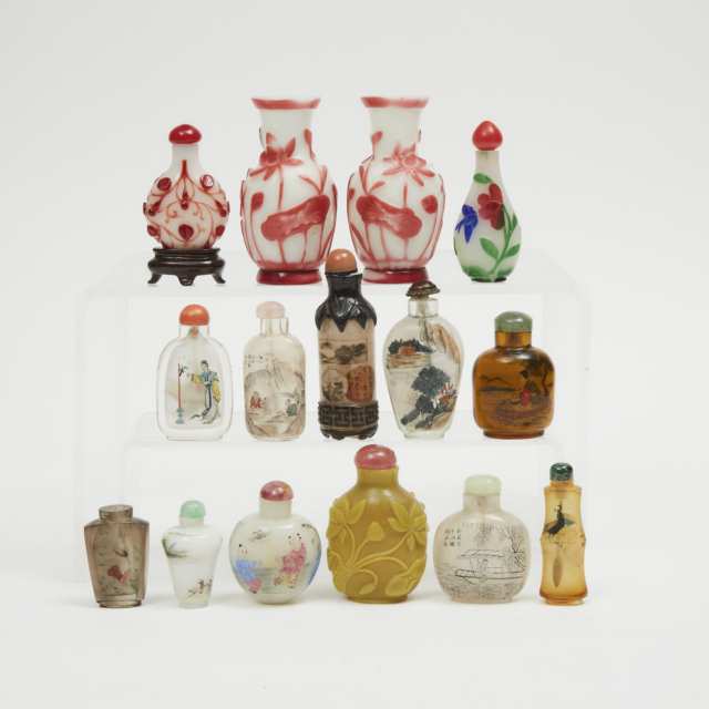 A Group of Fifteen Peking Glass and Interior Painted Snuff Bottles and Vases
