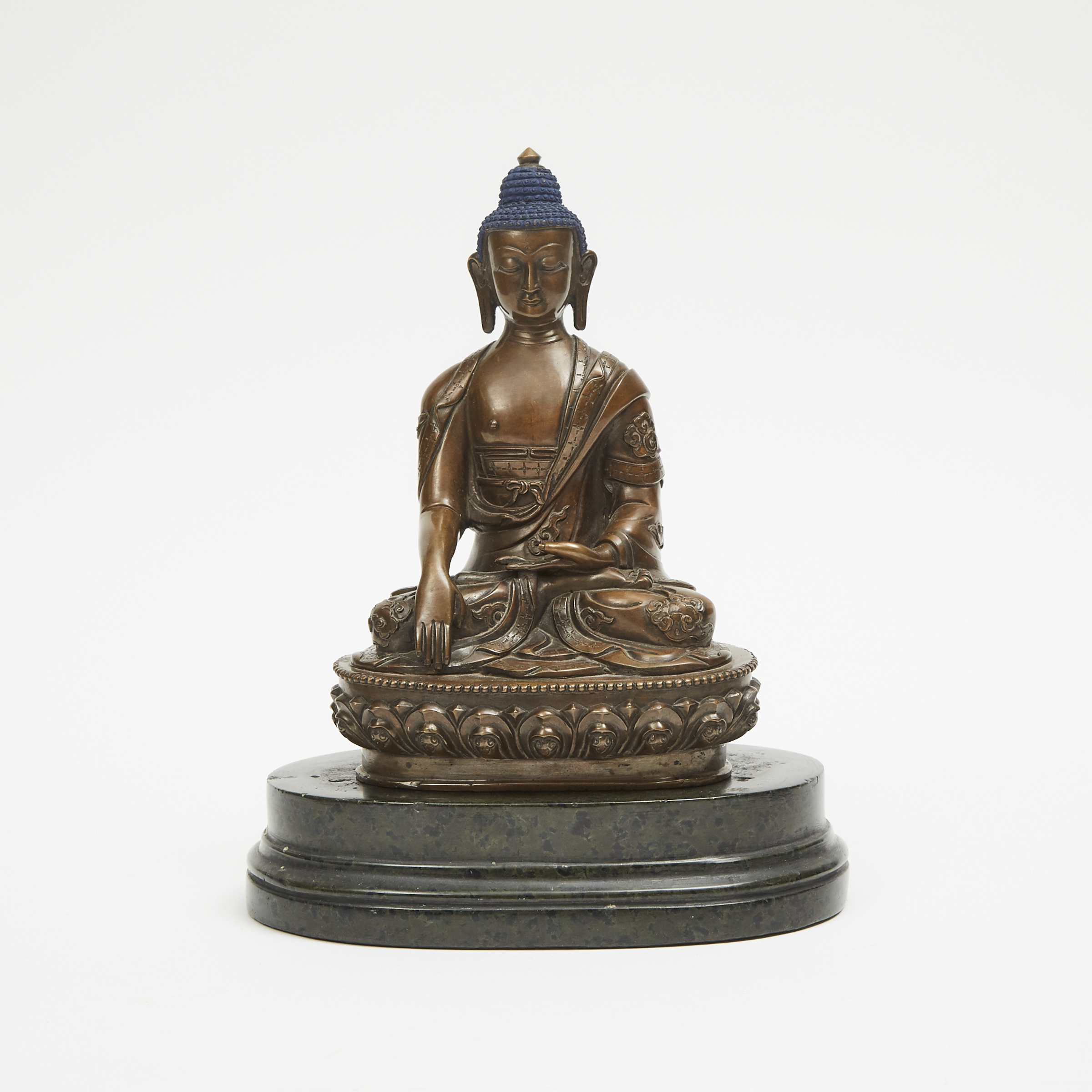 A Bronze Figure of Shakyamuni
