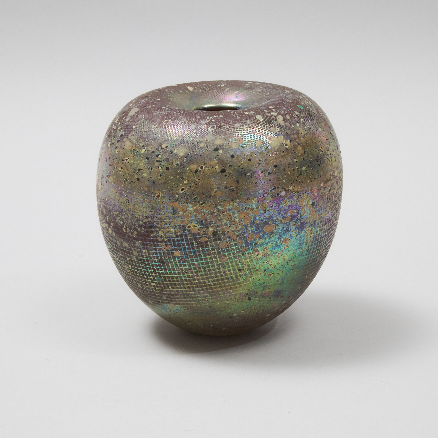 Daniel Crichton (Canadian, 1950-2002), Iridescent Glass Vase, 1981