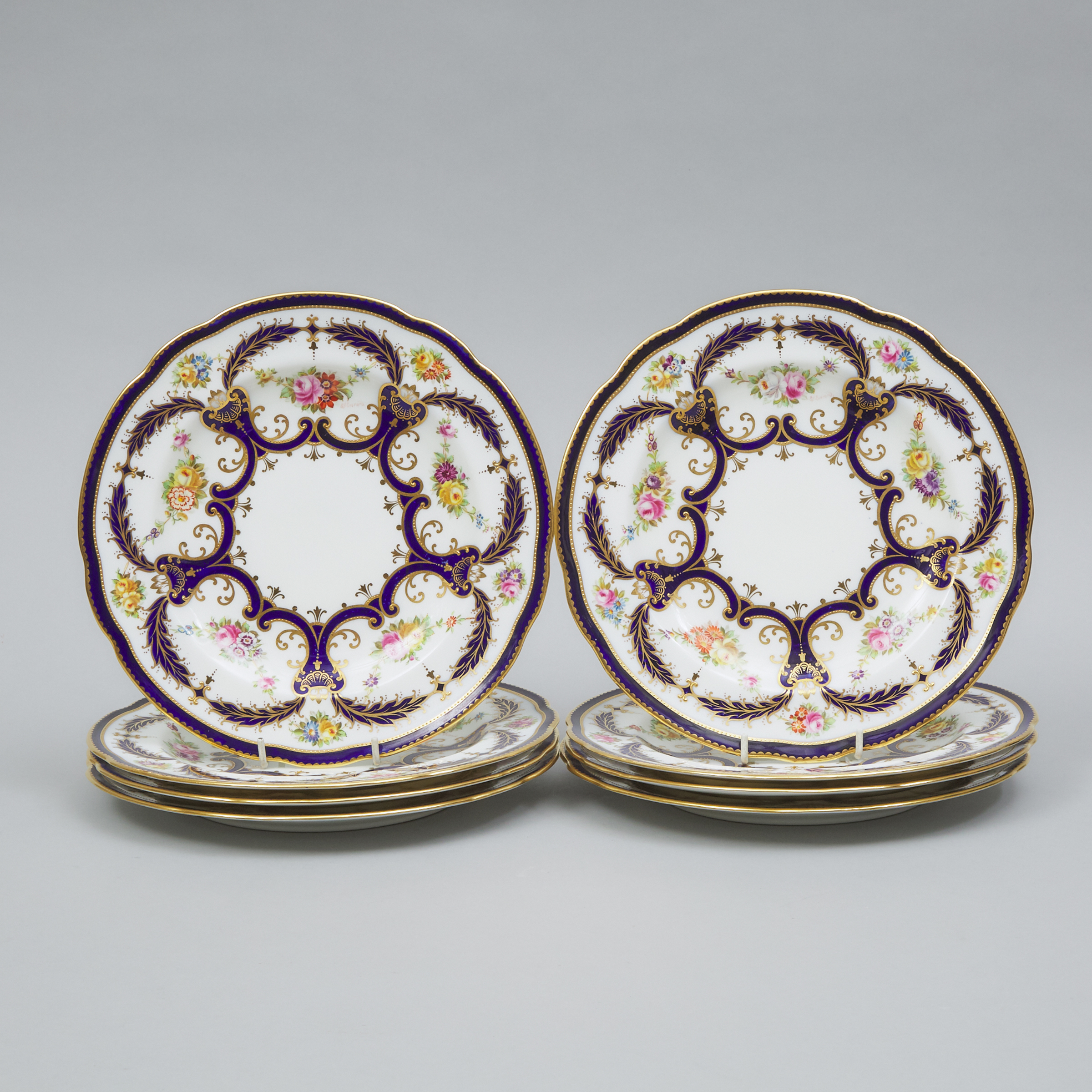 Set of Eight Wedgwood Service Plates, E.J. Everard, early 20th century