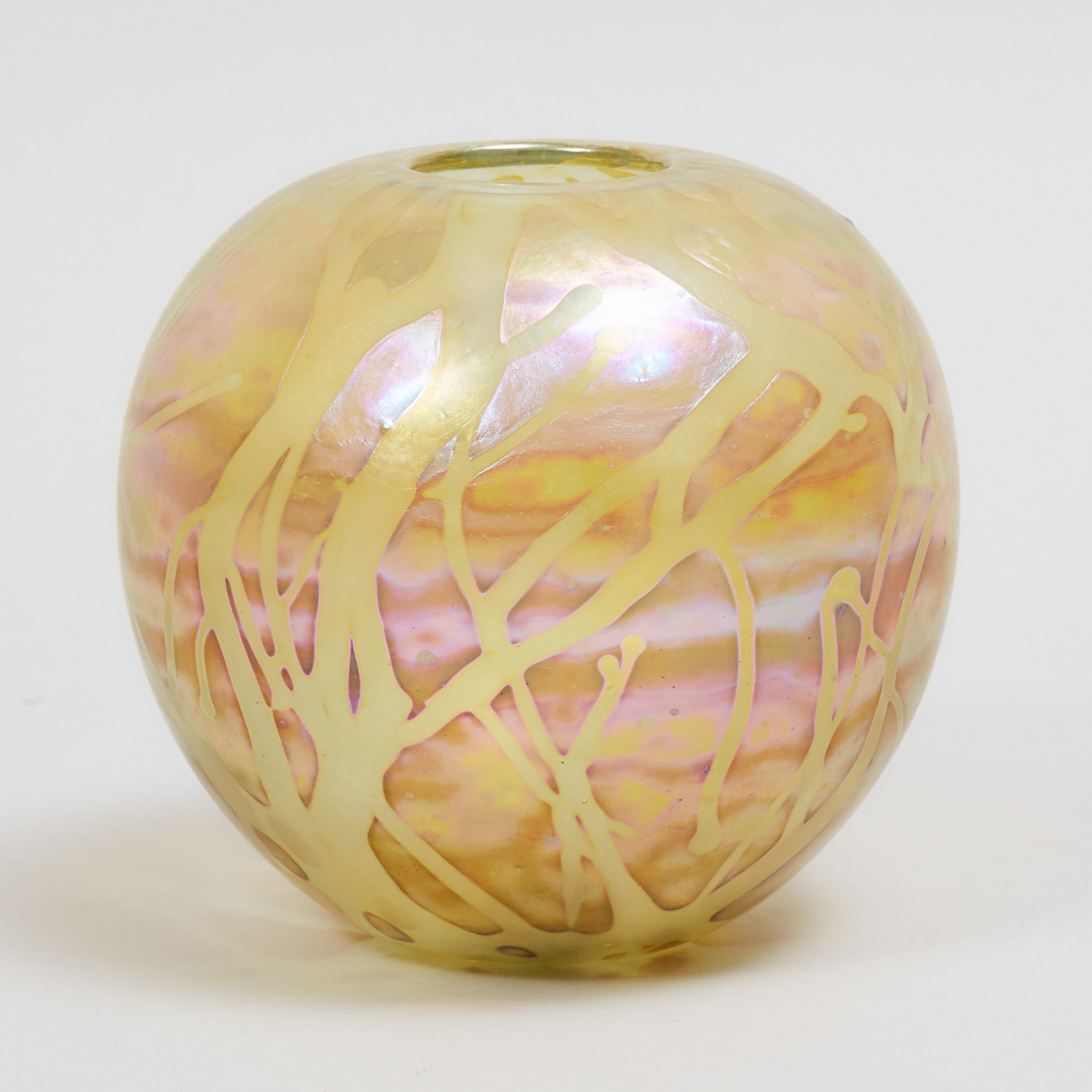 Daniel Crichton (Canadian, 1950-2002), Iridescent Glass Vase, 1979