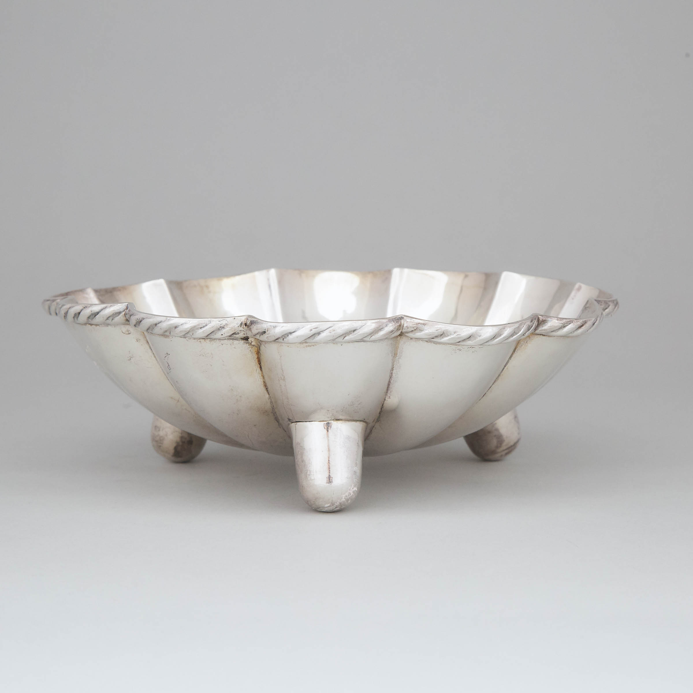 Peruvian Silver Lobed Circular Bowl, mid-20th century