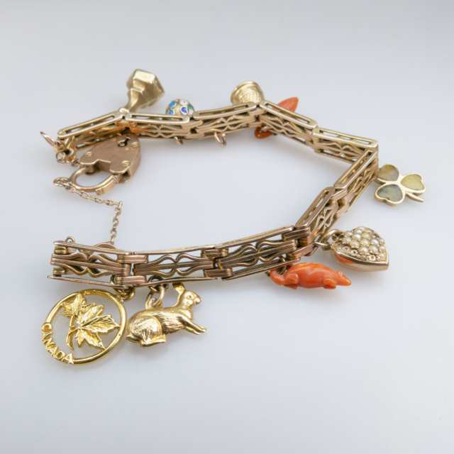 English 9k Rose Gold Gate Link Charm Bracelet