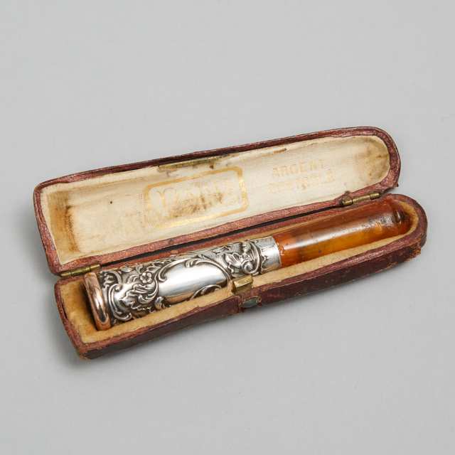 French Silver and Gold Mounted Amber Cheroot Holder, 19th century