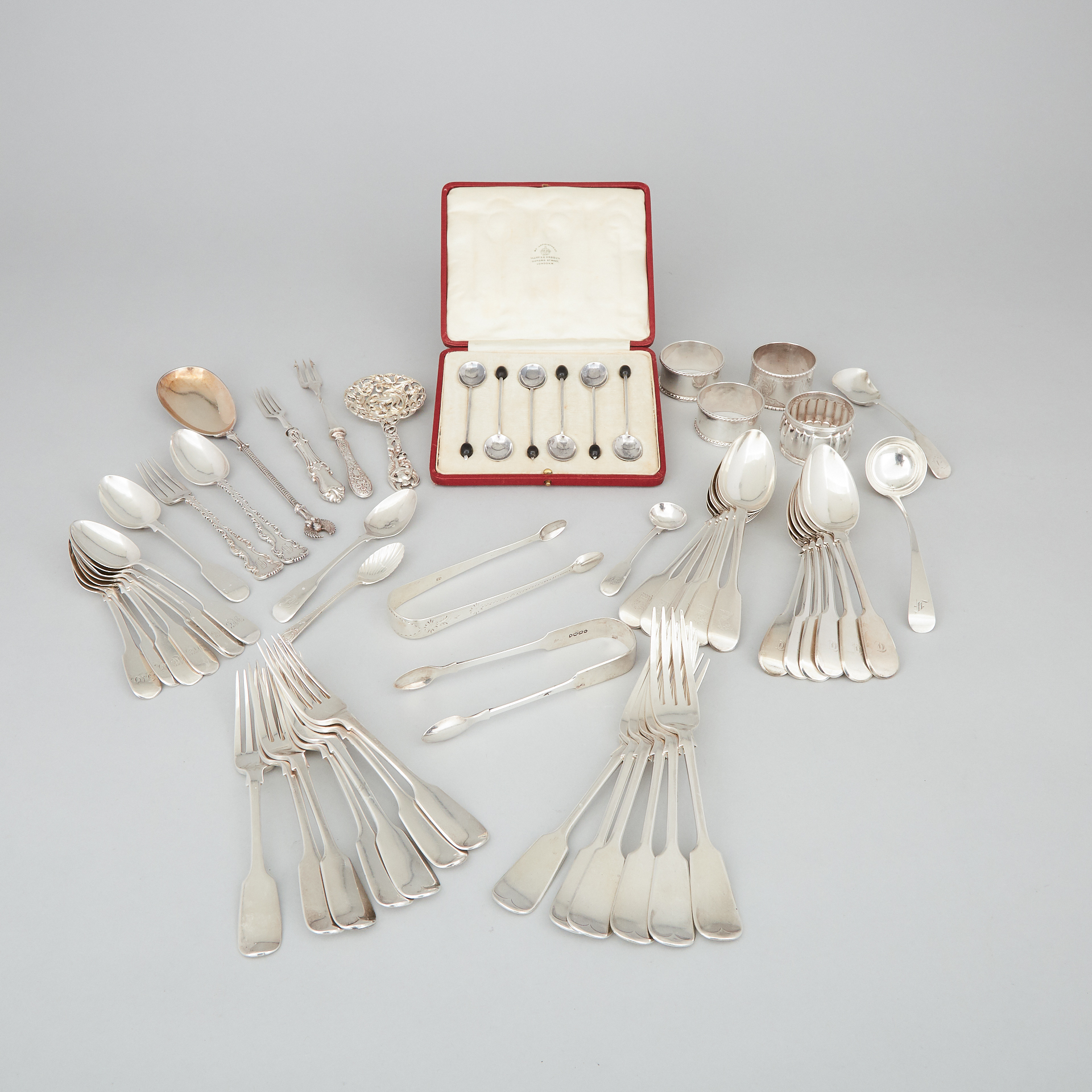Group of George III and Later English Silver, 19th/20th century 