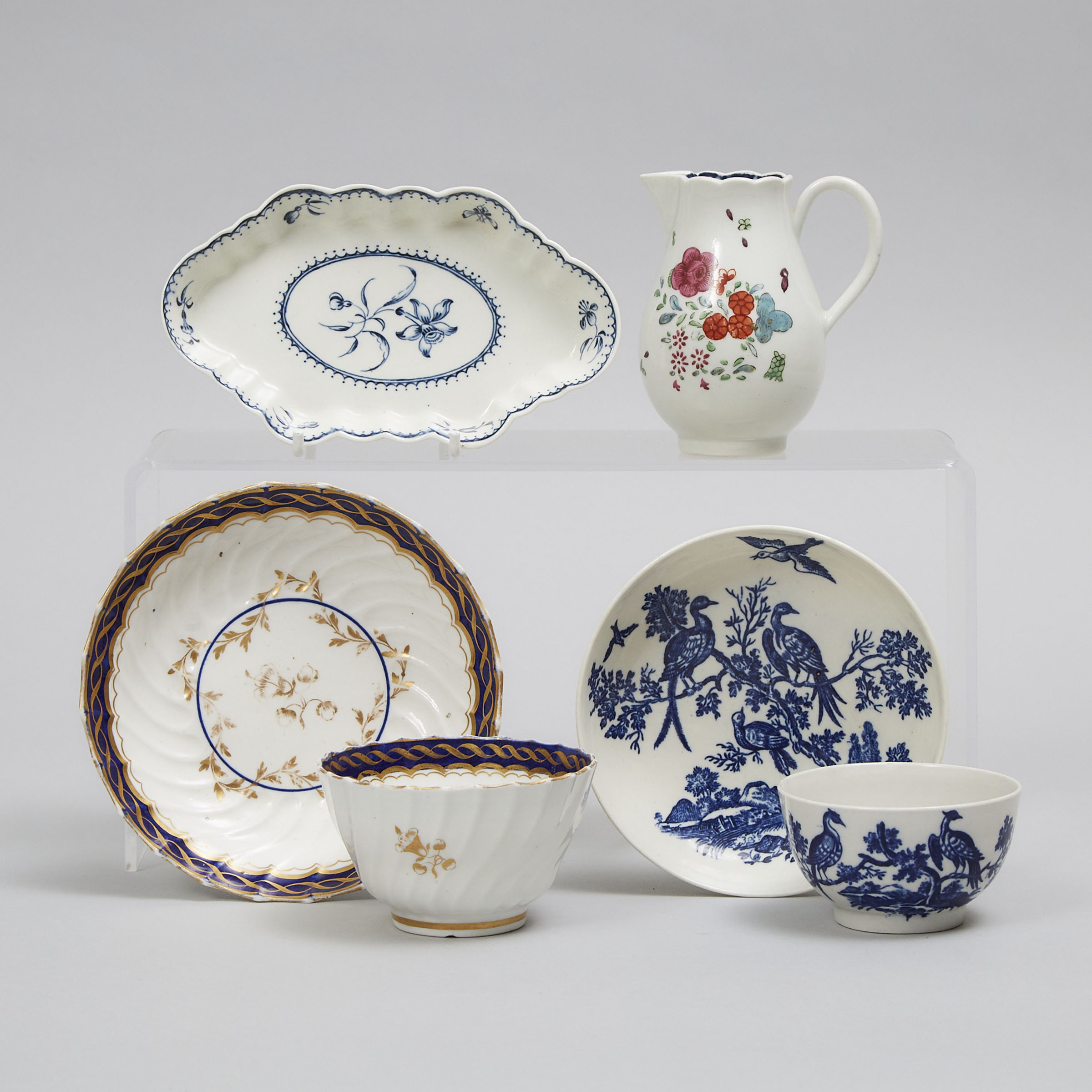 Group of Worcester Porcelain, late 18th century