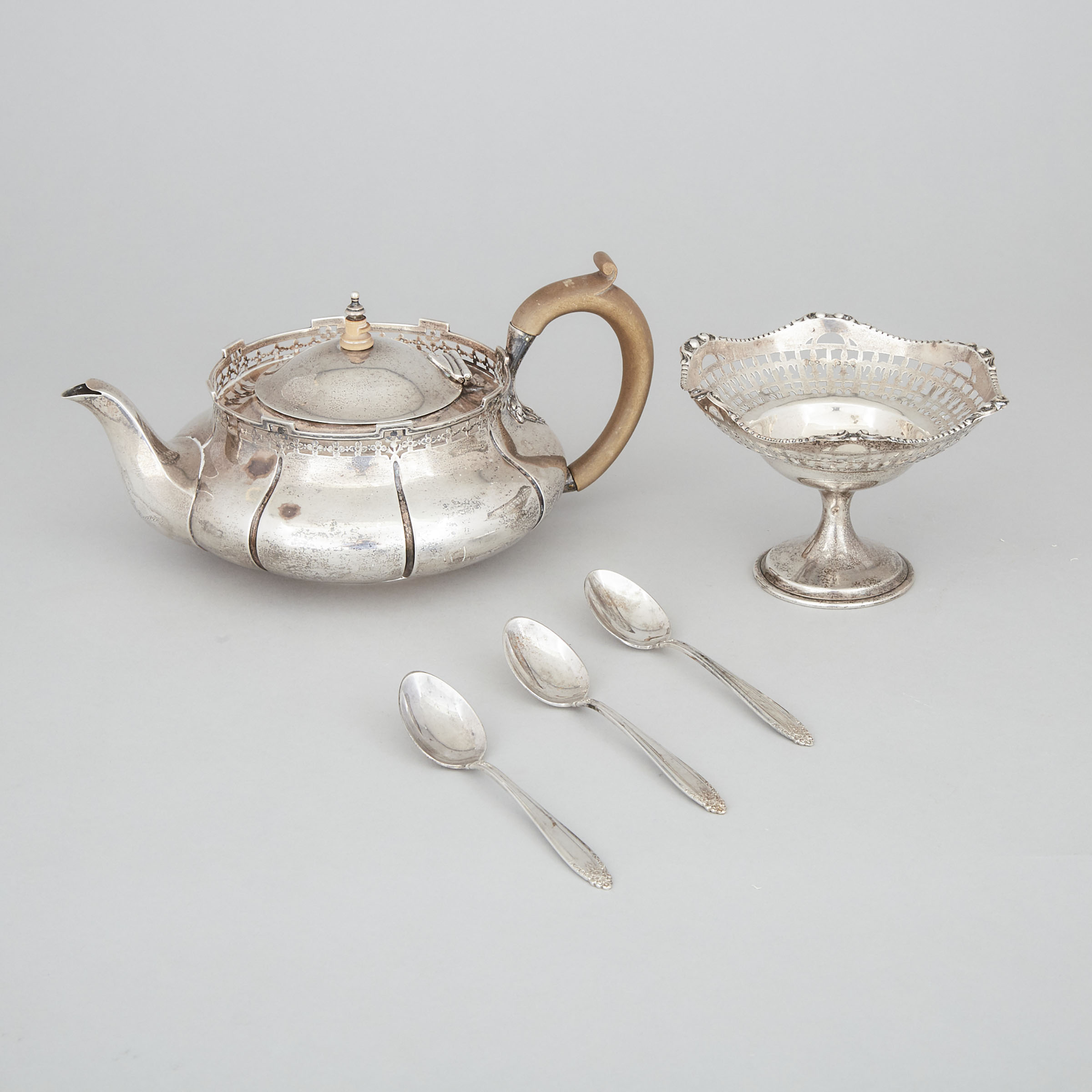 English Silver Teapot, Mappin & Webb, Birmingham, 1912