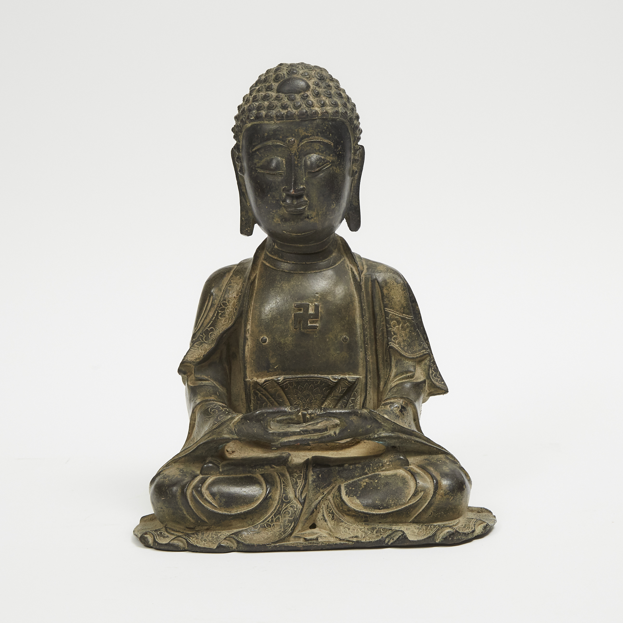 A Bronze Seated Buddha Figure, 17th Century