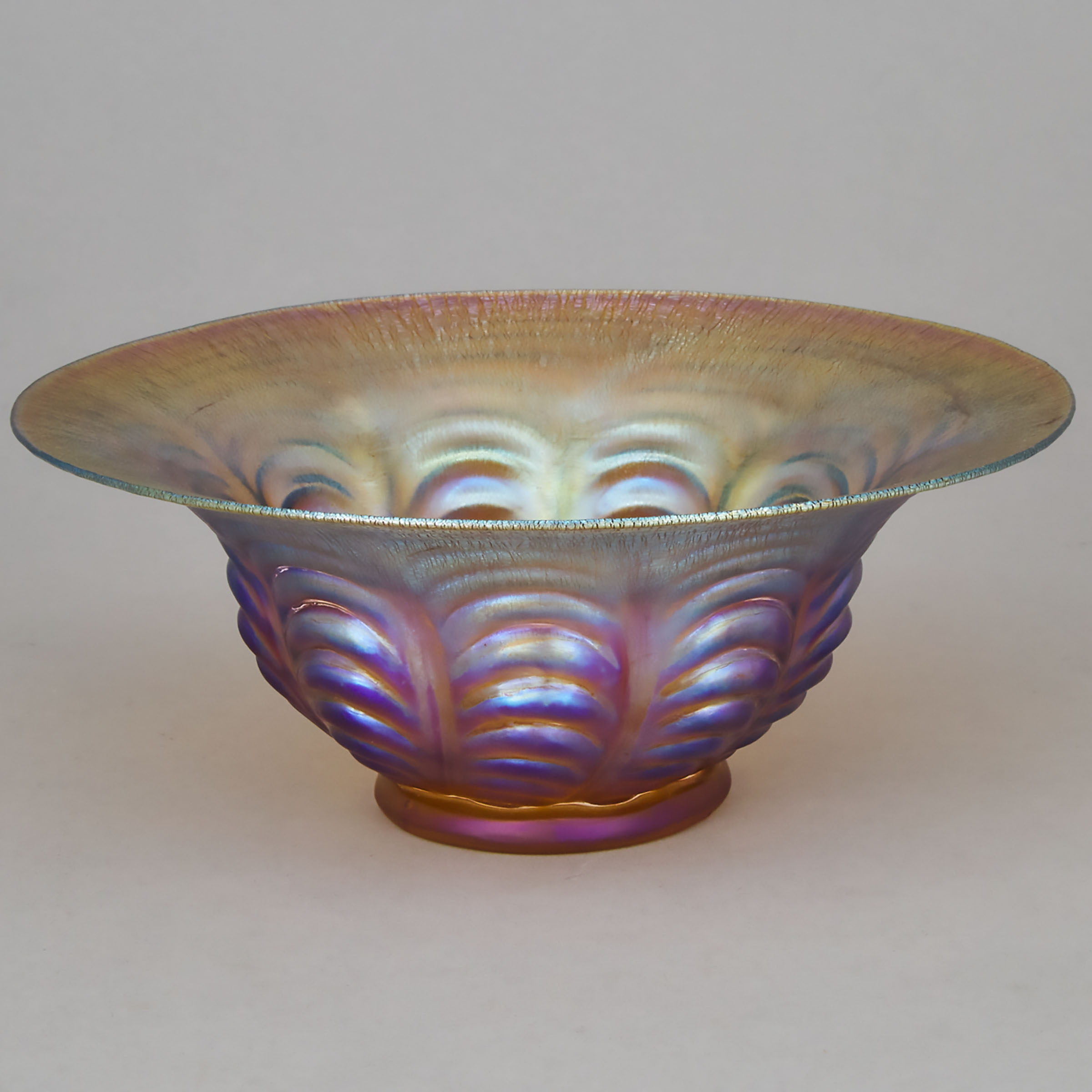 American Iridescent Glass Bowl, early 20th century