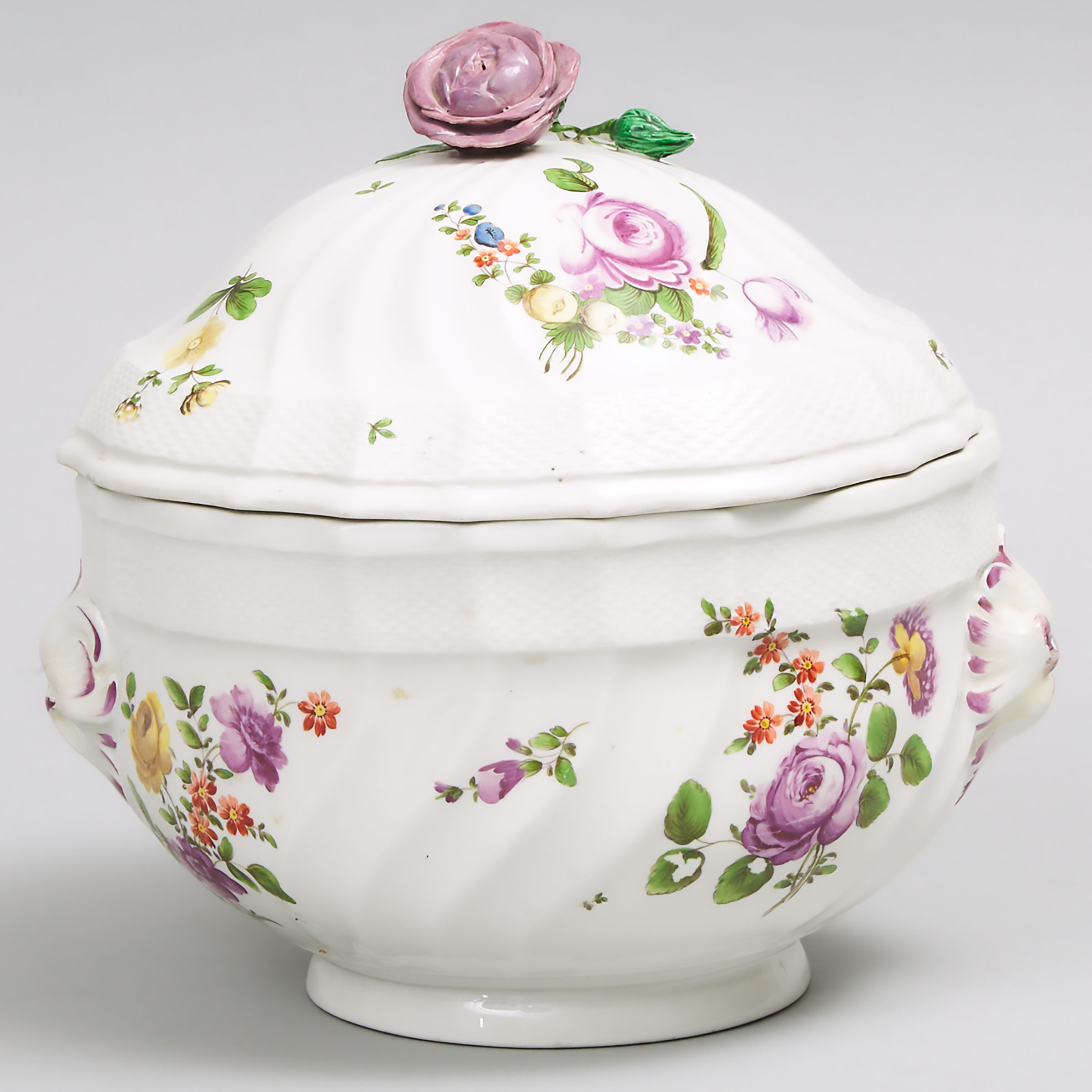 Vienna Polychrome Floral Decorated Tureen, late 18th century