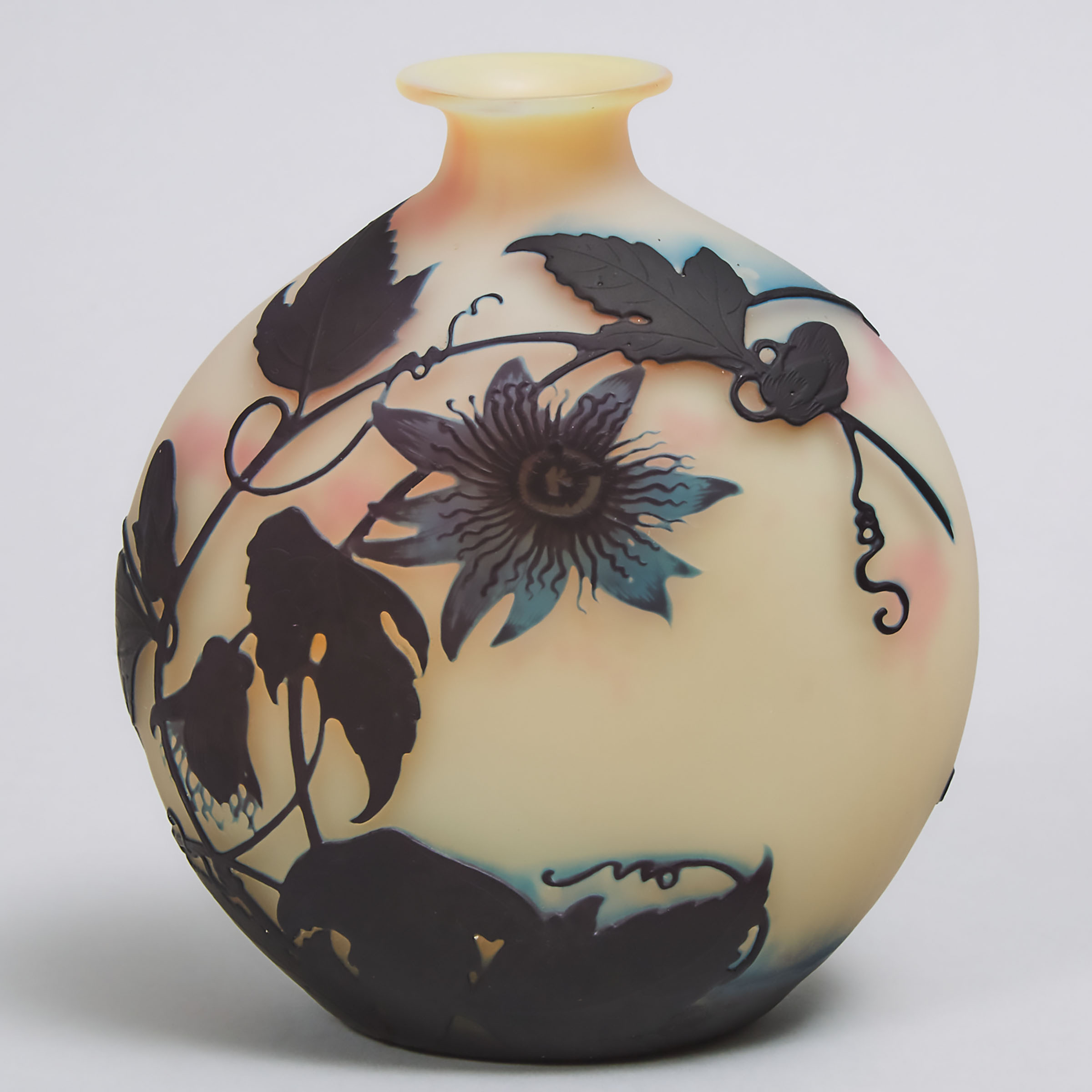Muller Frères Cameo Glass 'Pilgrim' Vase, early 20th century
