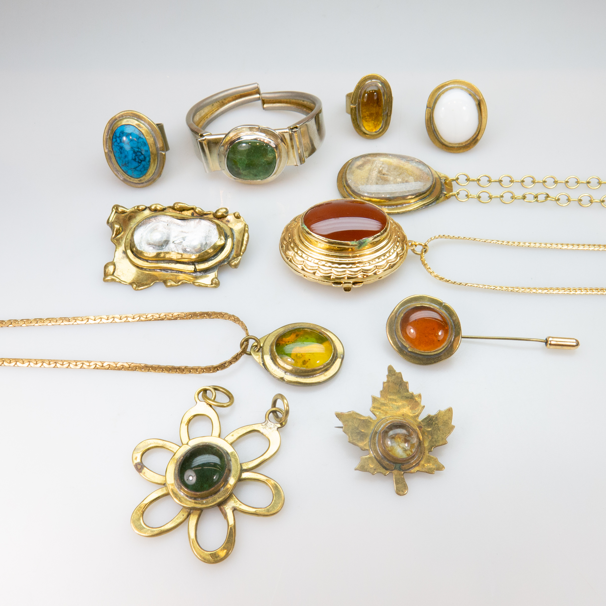 Small Quantity Of Rafael Alfandary Jewellery