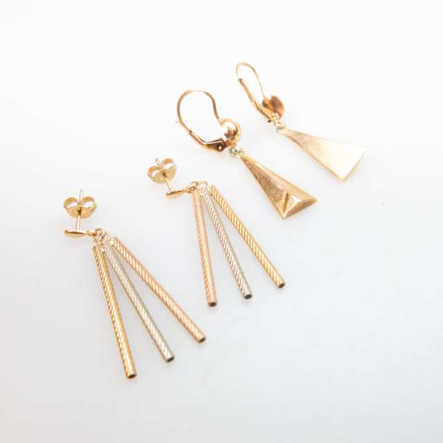 10 Various Pairs Of Yellow Gold Earrings