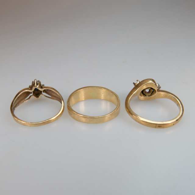 3 Various Yellow Gold Rings