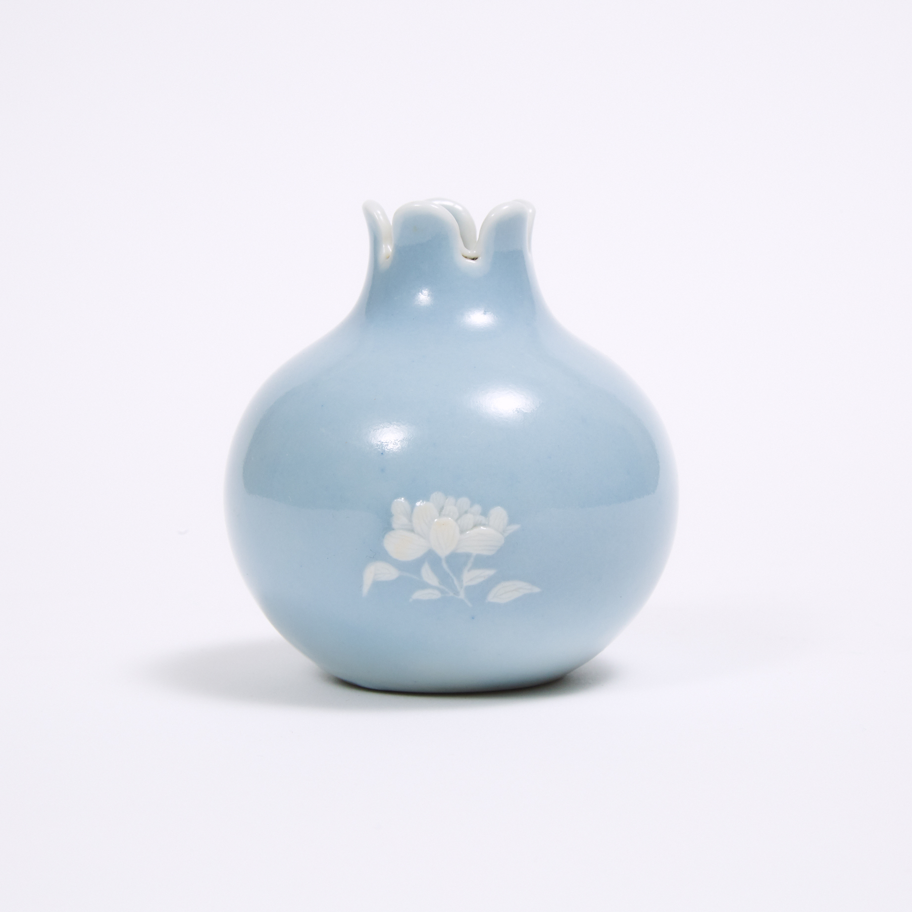 A Clair-de-Lune Glazed Pomegranate-Form Vase, Qing Dynasty