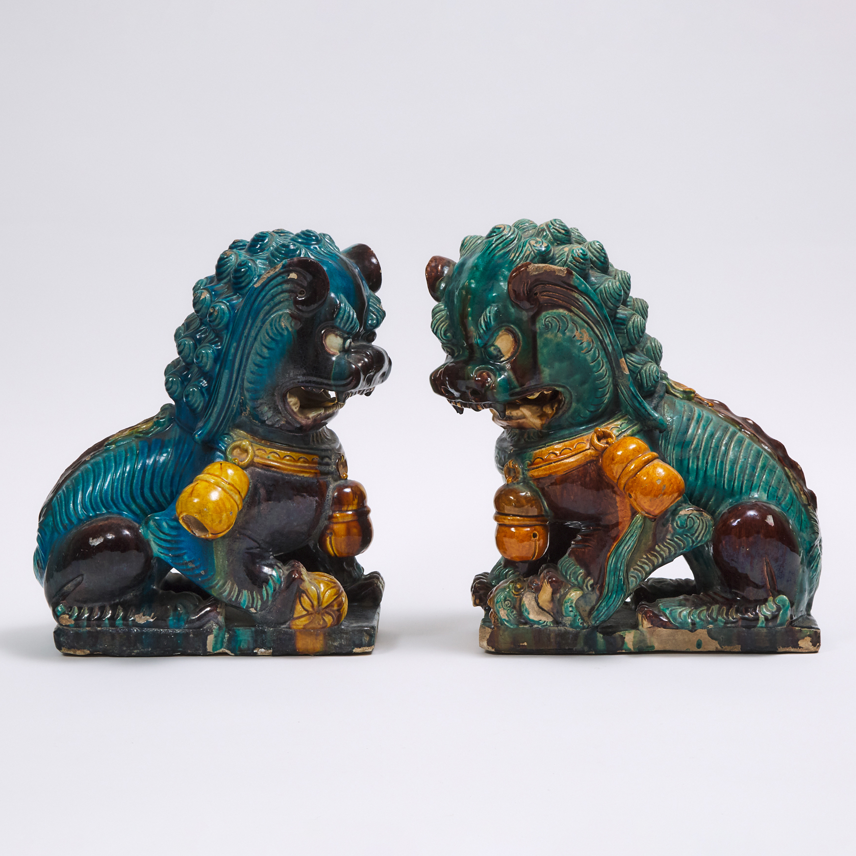 A Pair of Fahua Glazed Guardian Lions, Late Qing Dynasty