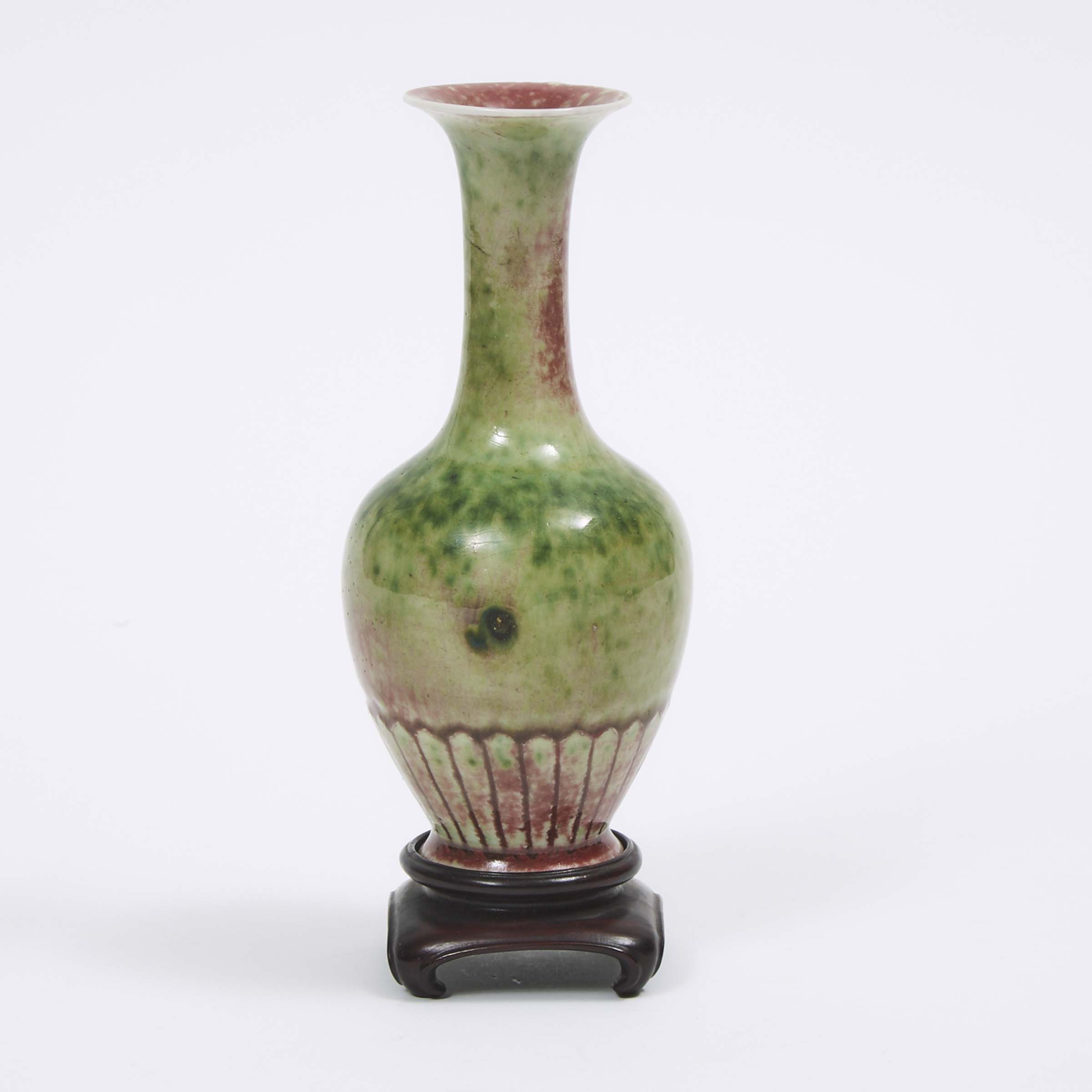 A Peachbloom-Glazed 'Chrysanthemum' Vase, Kangxi Mark