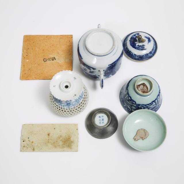 A Group of Six Blue and White Porcelain Wares, 19th Century and Later