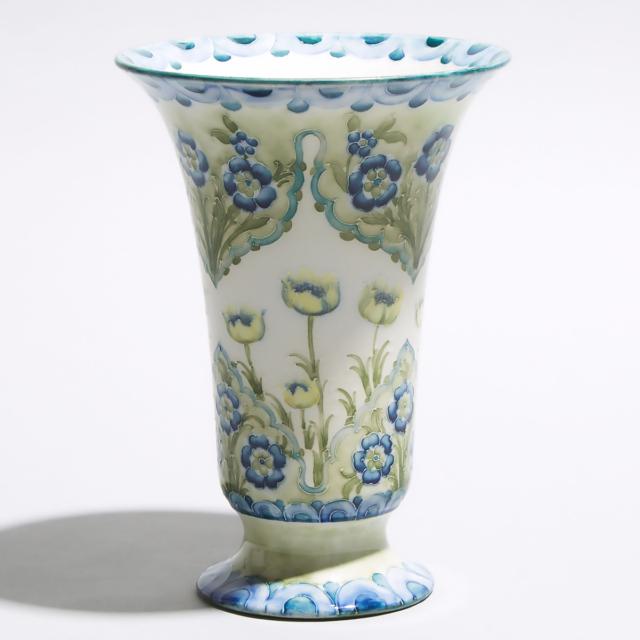 Macintyre Moorcroft Florian Vase, c.1908-09