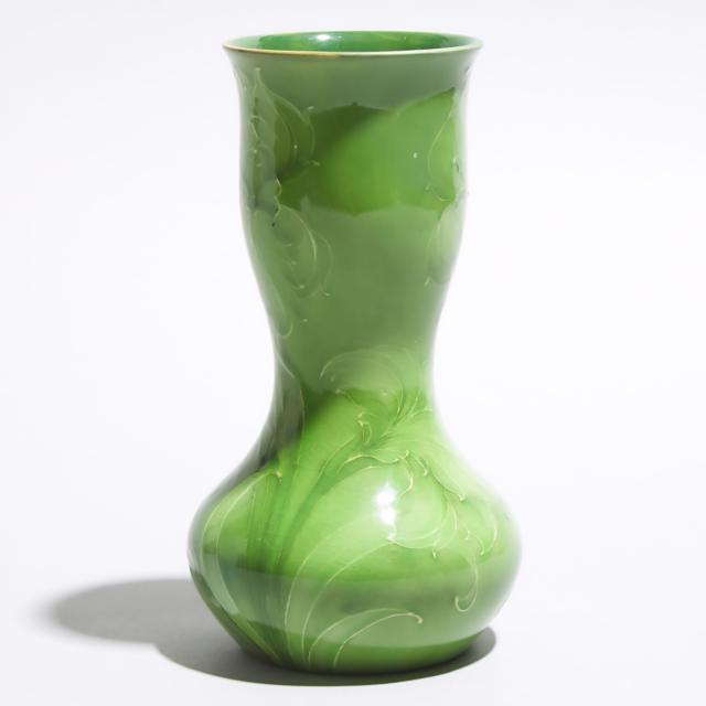 Macintyre Moorcroft Green Iris Vase, dated 1912