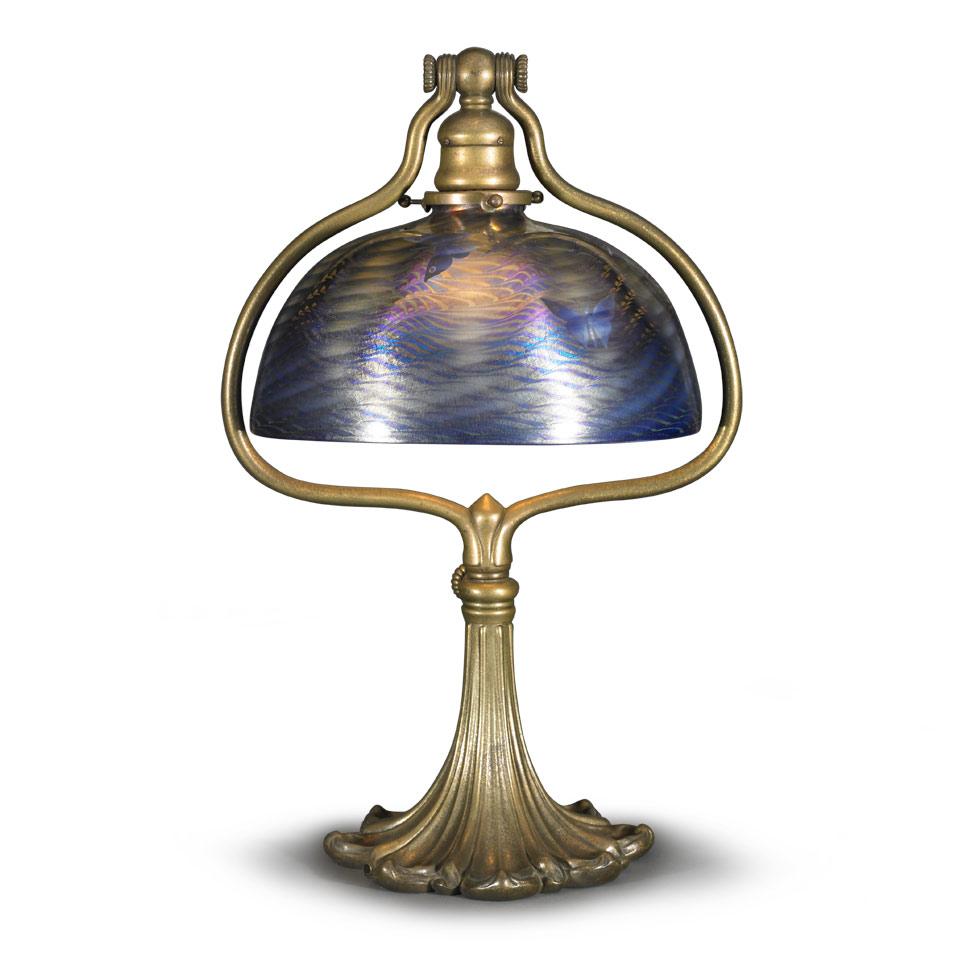 Tiffany Studios Butterfly Etched Iridescent Favrile Glass and Bronze Harp Desk Lamp, c.1910