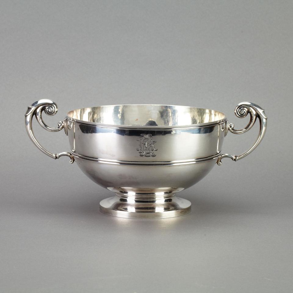 Late Victorian Silver Two-Handled Bowl, Walker & Hall, Sheffield, 1899