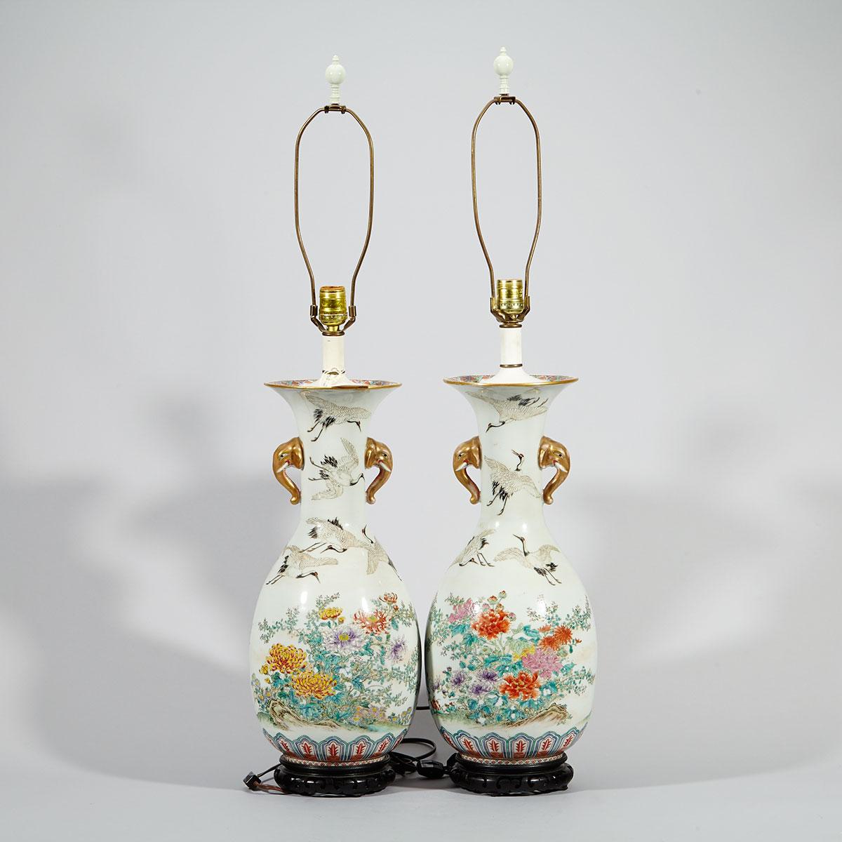 Pair of ‘Crane and Floral’ Pear-Form Vases, Mid-20th Century 