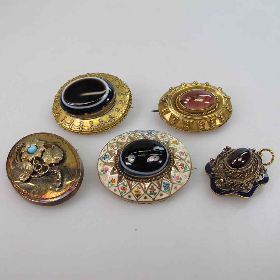 5 Victorian Gold And Gold-Filled Brooches 