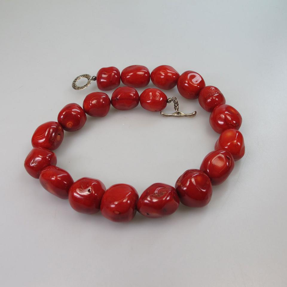Jaleh Farhad Pour Single Strand Red Coral Bead Necklace