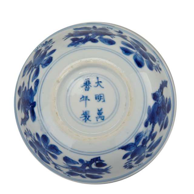 Pair of Blue and White Wine Cups, Wanli Mark, Kangxi Period (1662-1722)