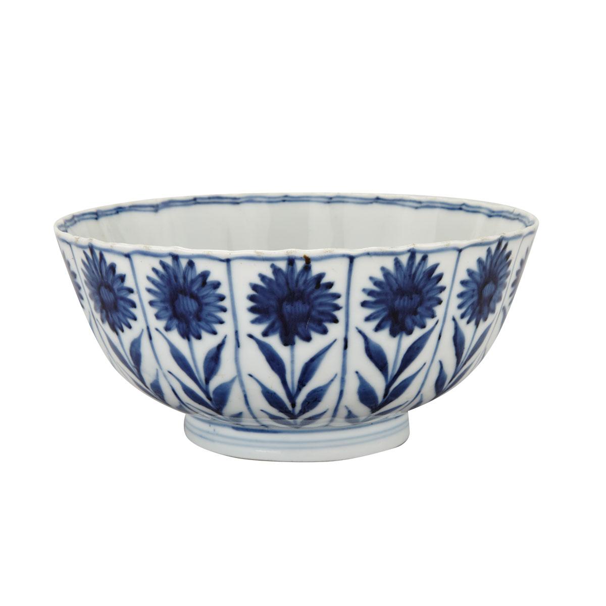 Export Blue and White Lobed Floral Bowl, Kangxi Period (1662-1722)